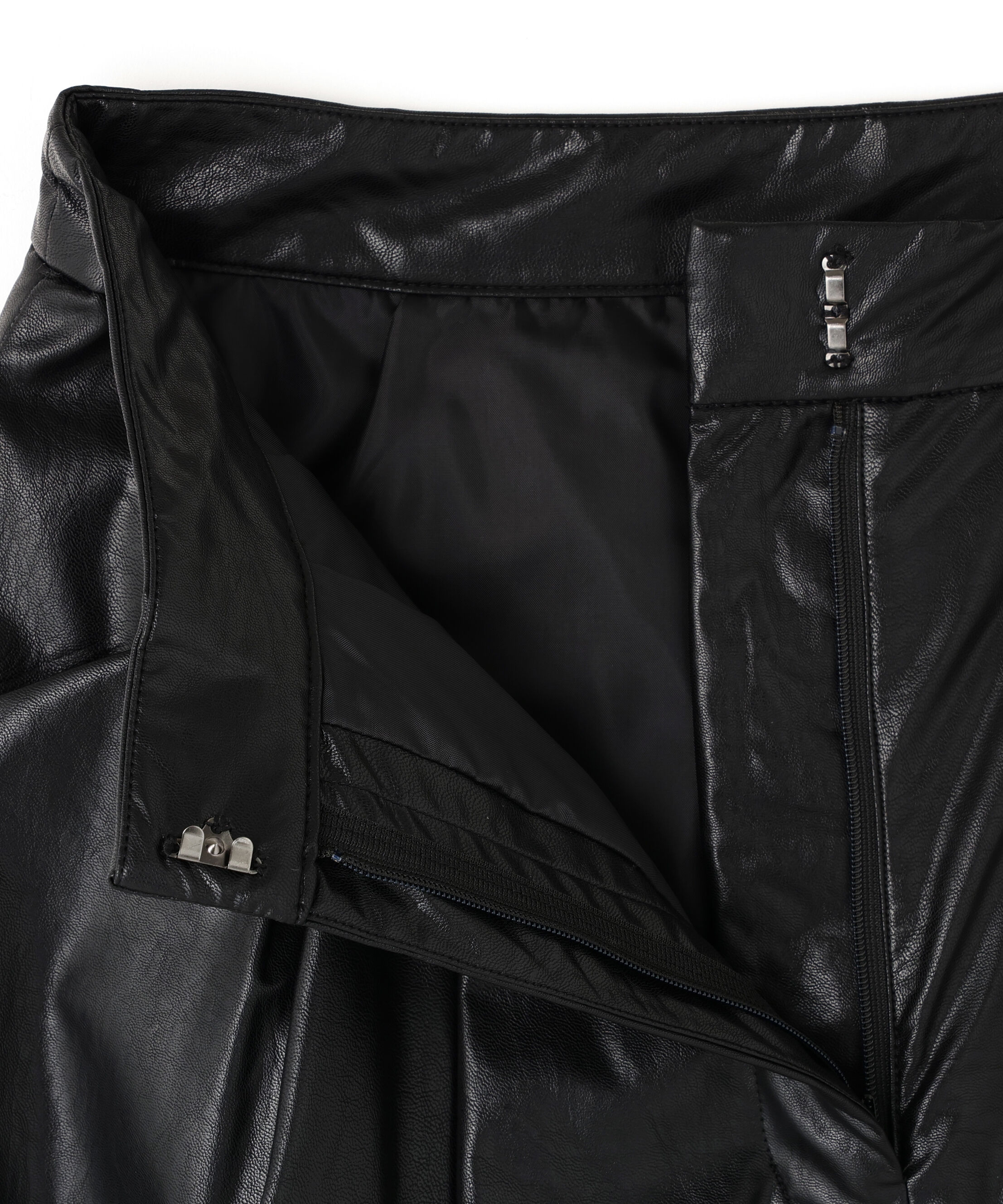  「フェイクレザーハーフパンツ」|その他|