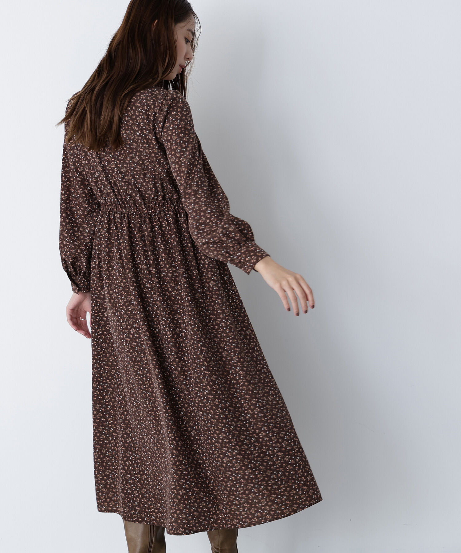  「ミニフラワーシャーリングワンピース」|ワンピース|