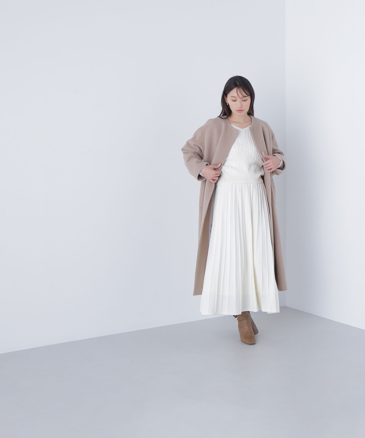  「フォルムノーカラーロングコート」|その他|