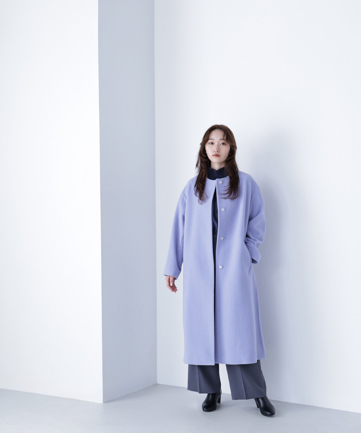  「フォルムノーカラーロングコート」|その他|