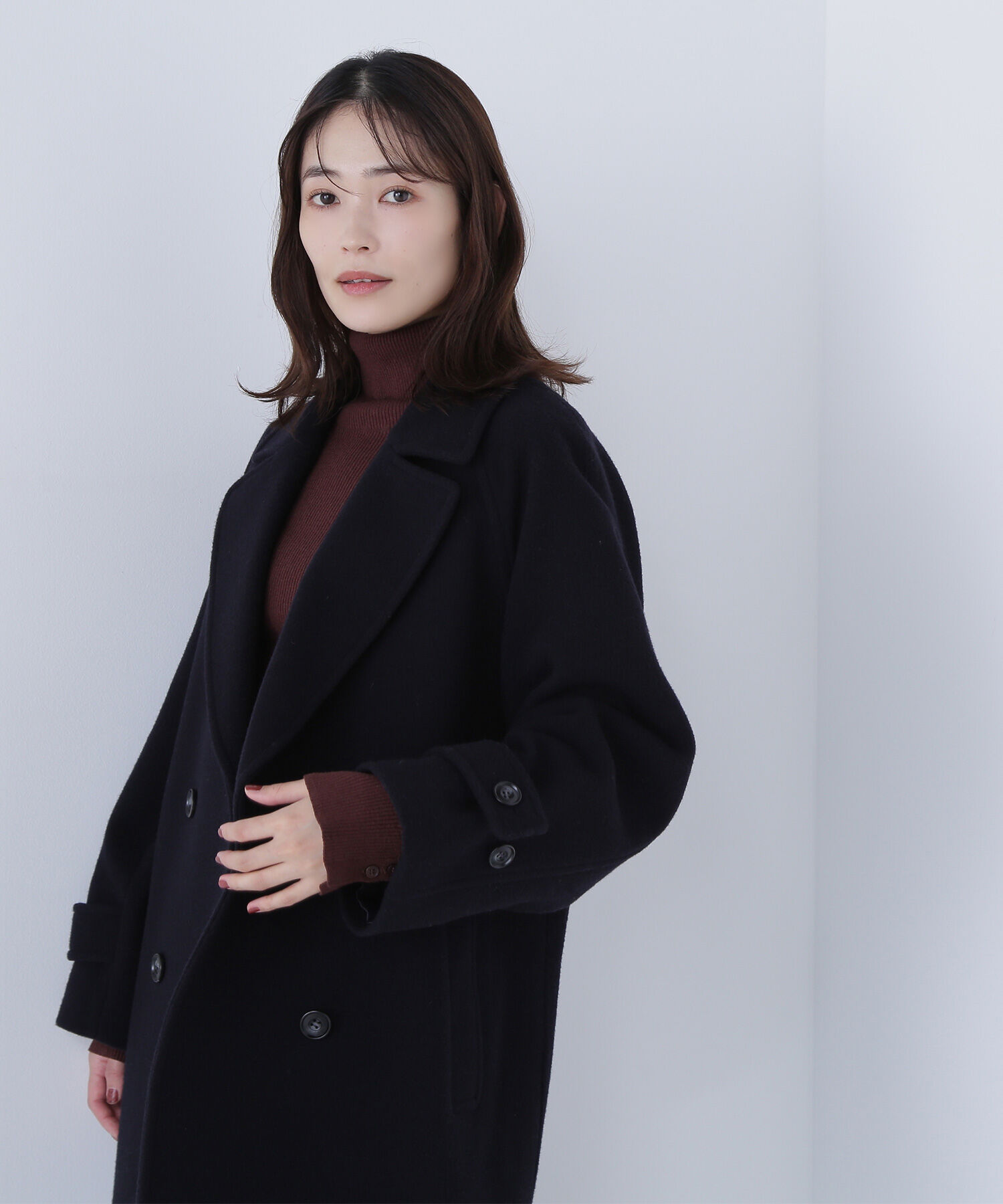  「ダブルブレストフォルムミドルコート」|ブルゾン・スタジャン|