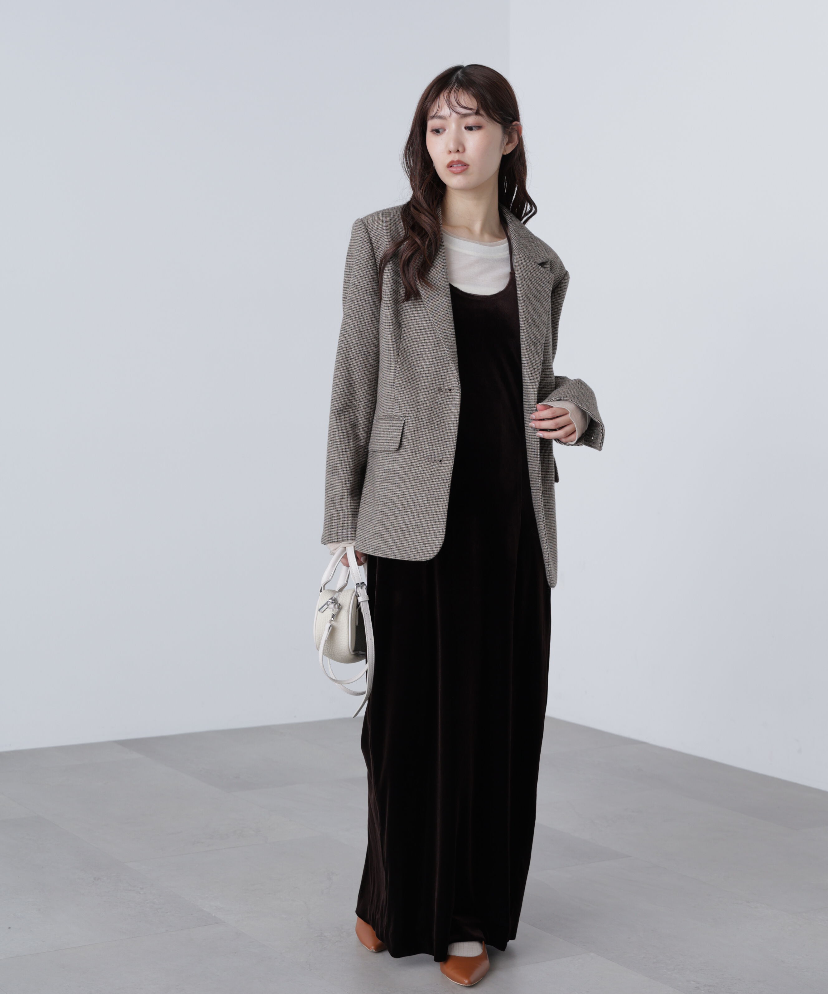  「ホルターネックベロアキャミワンピース」|ワンピース|