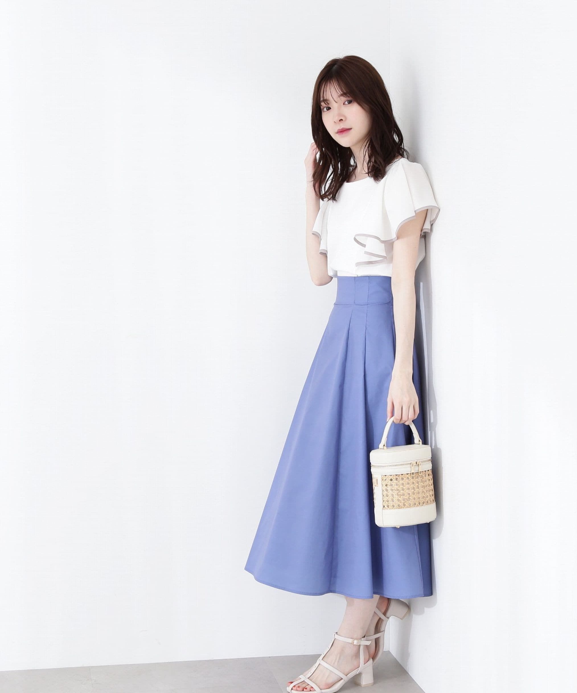 PROPORTION BODY DRESSING「｜美人百花5月号掲載 タイアップ休井美郷さん着用商品｜タフタスカート」|スカート|ブルー