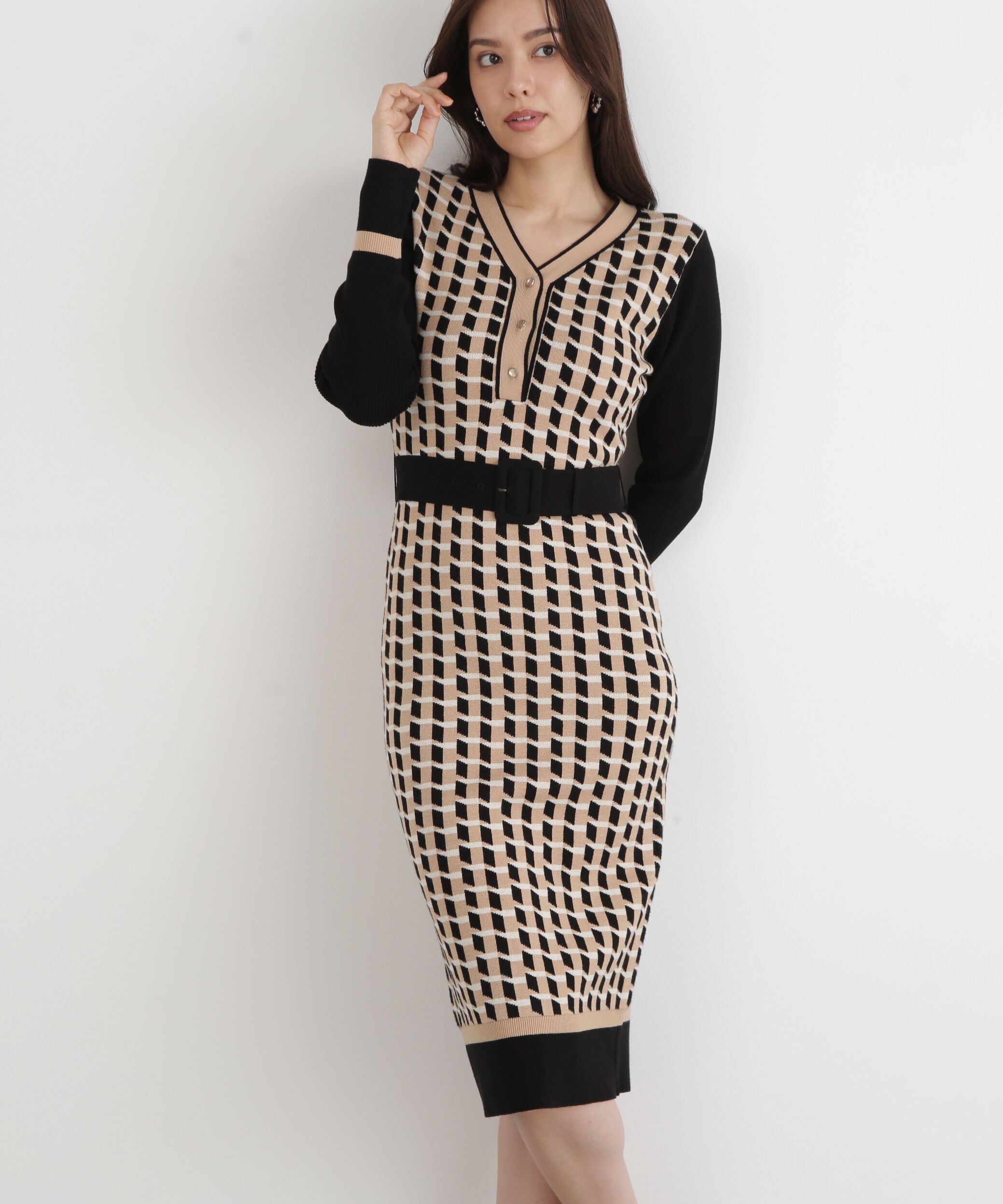  「◆ジオメトリックジャガードニットワンピース」|ワンピース|ベージュ