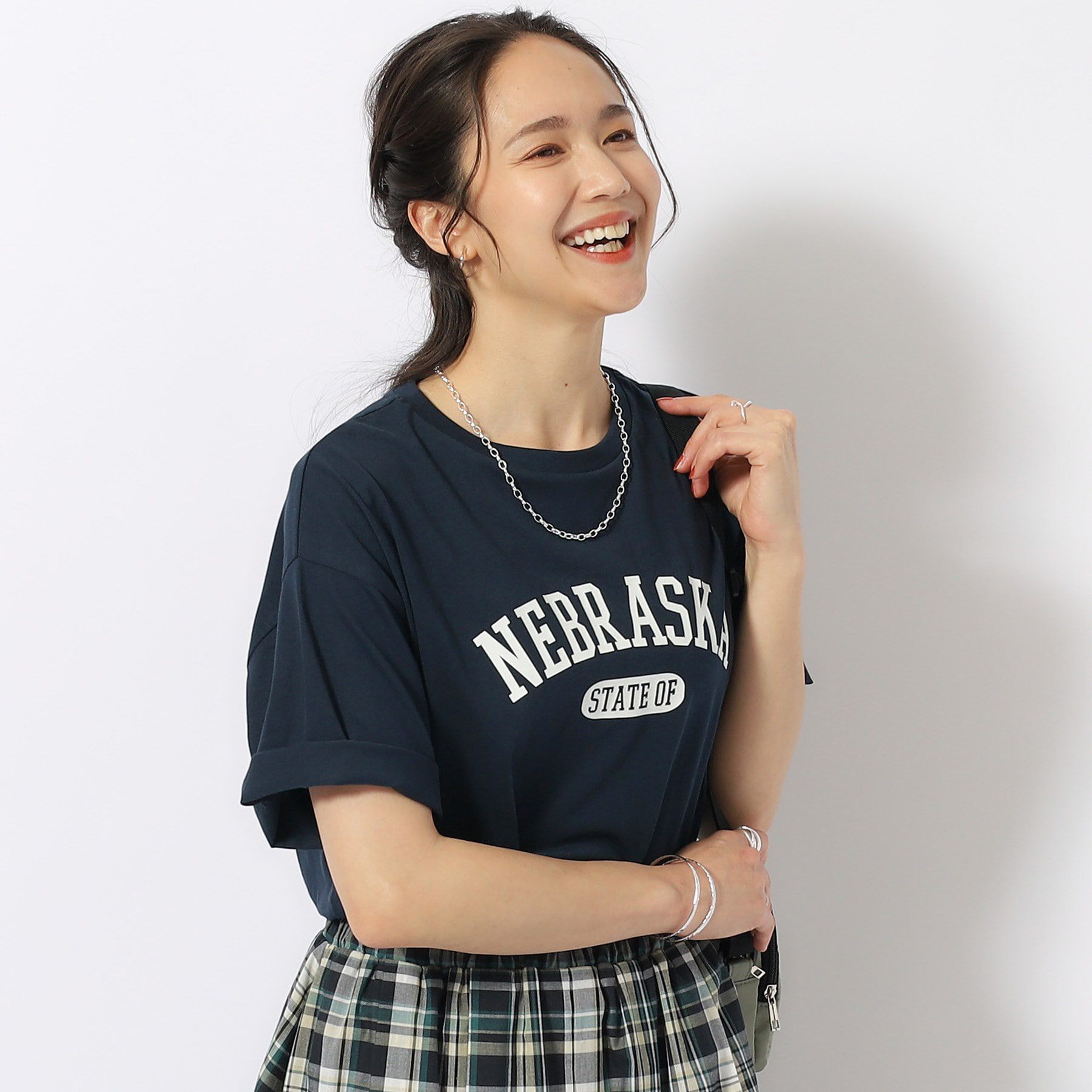 SHOO･LA･RUE「【洗える/プチプラ/綿100％】グラフィック半袖ゆるTシャツ」|Tシャツ・カットソー|ネイビー(894)