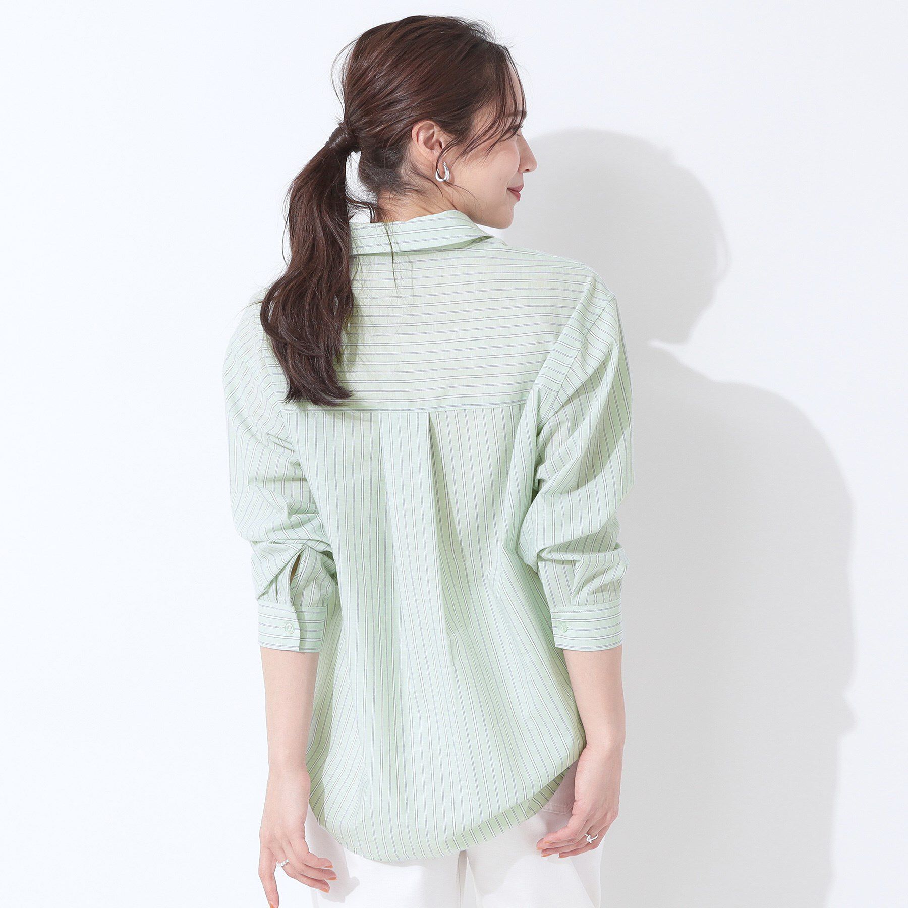 SHOO･LA･RUE「【洗える/S-LL/UV/吸水速乾】洗濯後しわになりにくいリネンブレンドシャツ」|シャツ・ブラウス|