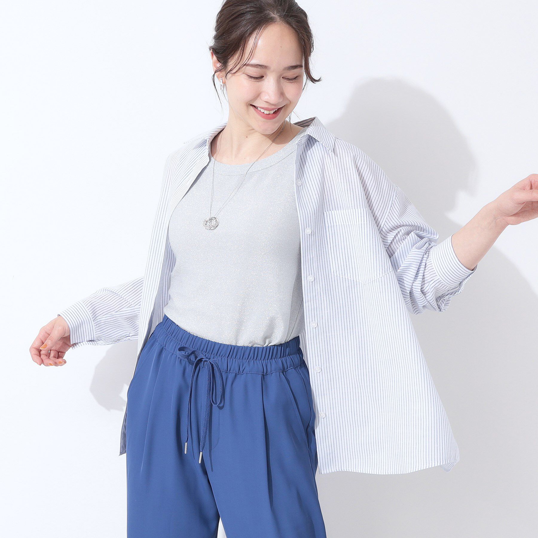 SHOO･LA･RUE「【洗える/S-LL/UV/吸水速乾】洗濯後しわになりにくいリネンブレンドシャツ」|シャツ・ブラウス|ブルー(391)