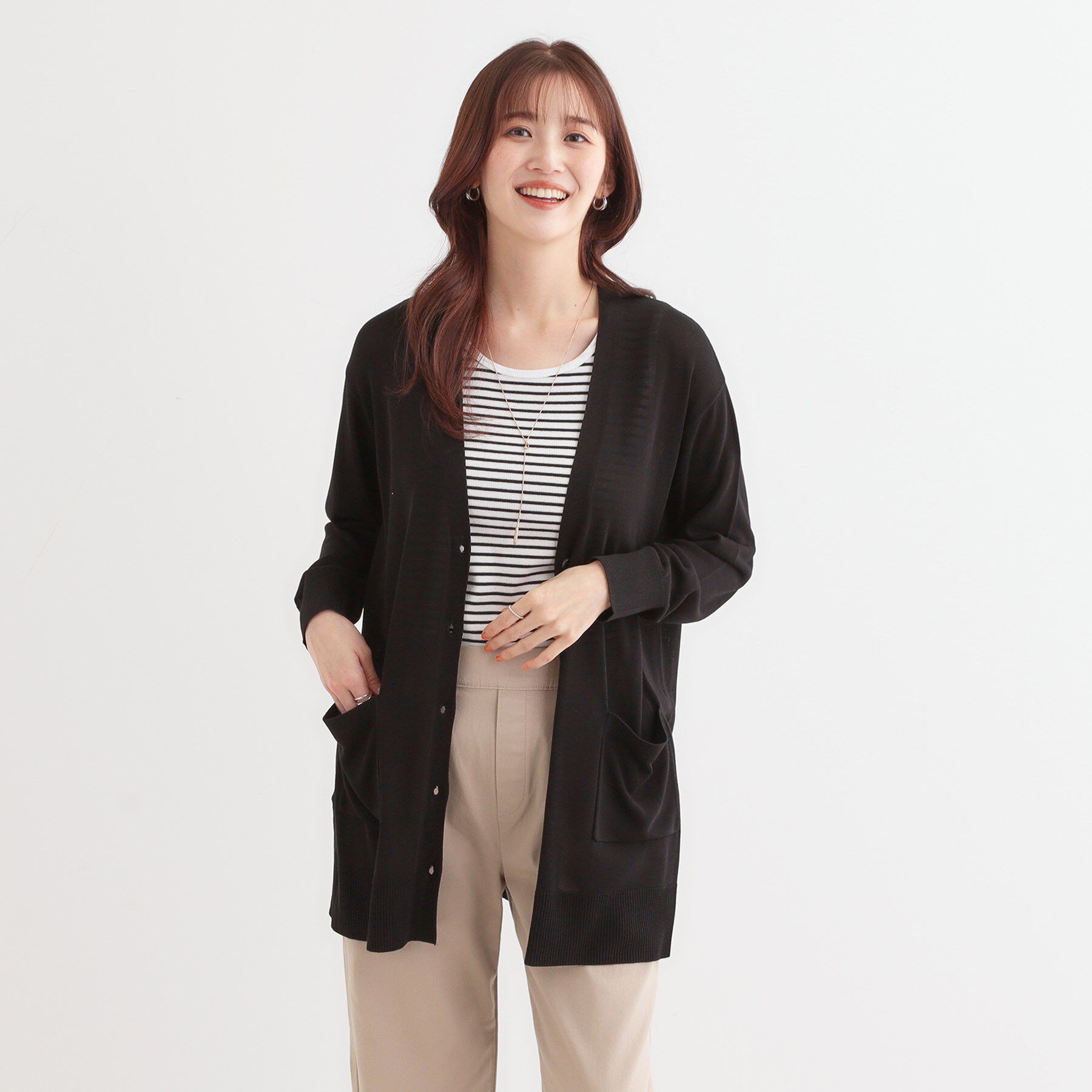 SHOO･LA･RUE「【洗える/UV】さらっと羽織れる ミドル丈Vネックカーディガン」|カーディガン|