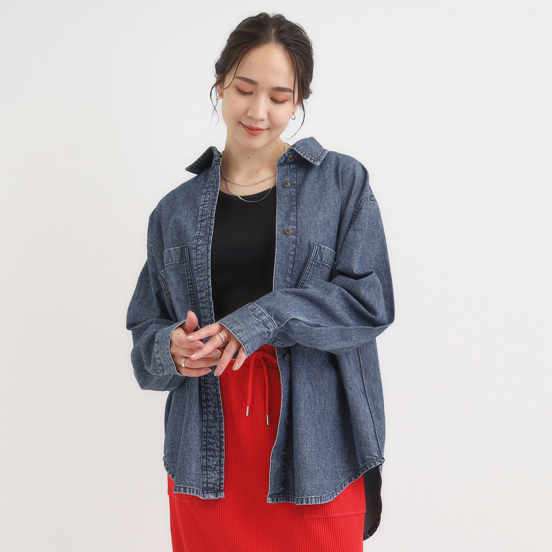 SHOO･LA･RUE「【S-LL】こなれ感をプラスする BIGポケットデニムシャツ」|シャツ・ブラウス|
