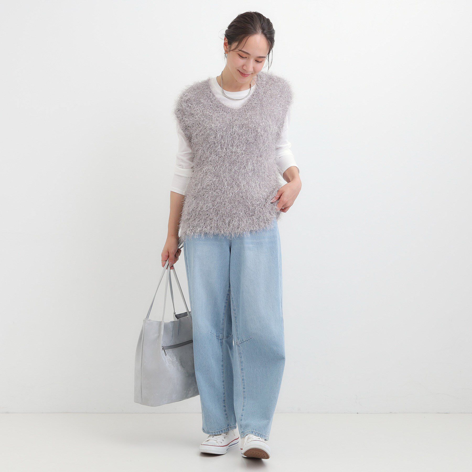 SHOO･LA･RUE「【2点セット/S-LL】大人のフェミニンカジュアルに ラメシャギーニットベスト+ロンT」|ニット・セーター|