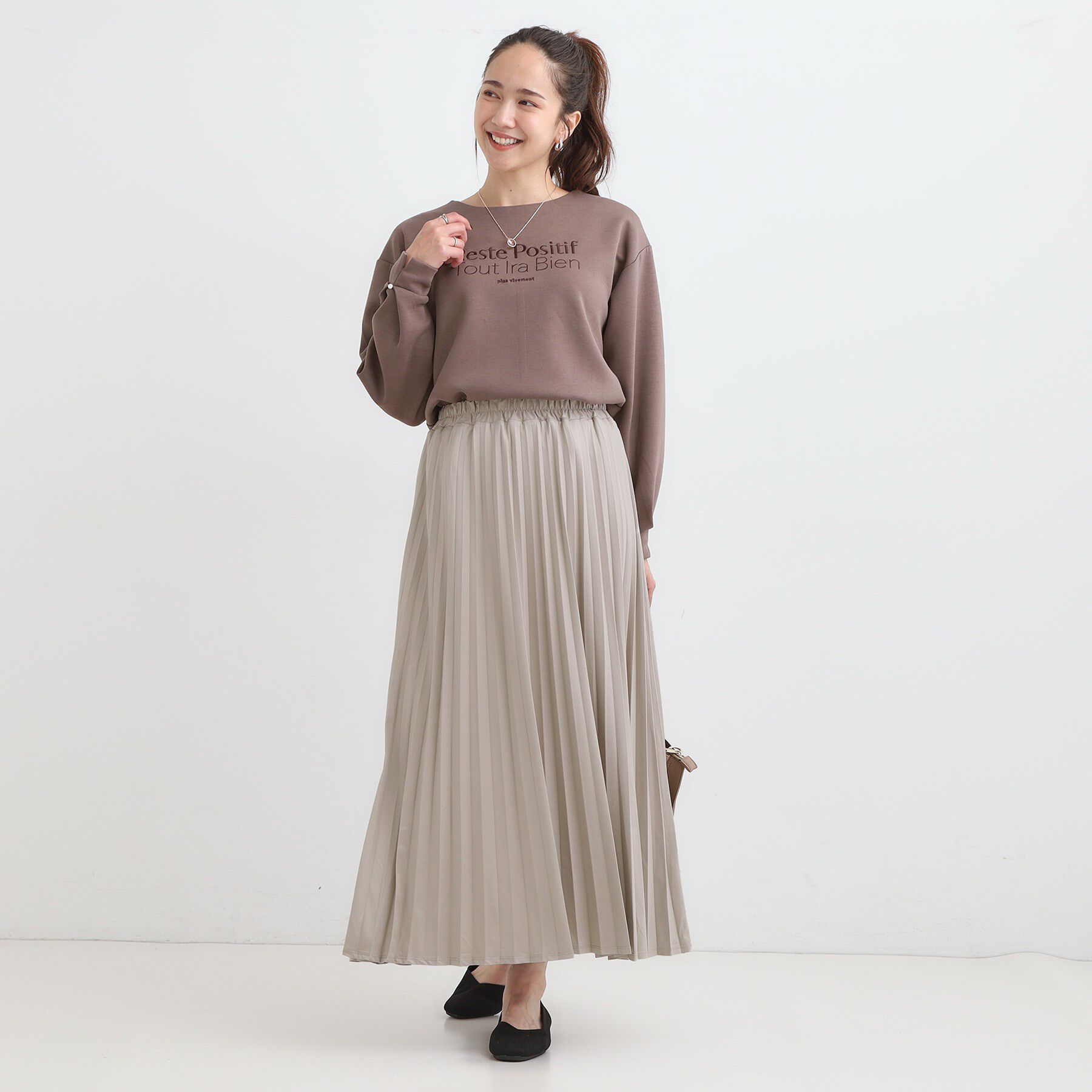 SHOO･LA･RUE「【着丈選べる】きれいめにもカジュアルにも レザー調プリーツスカート」|スカート|