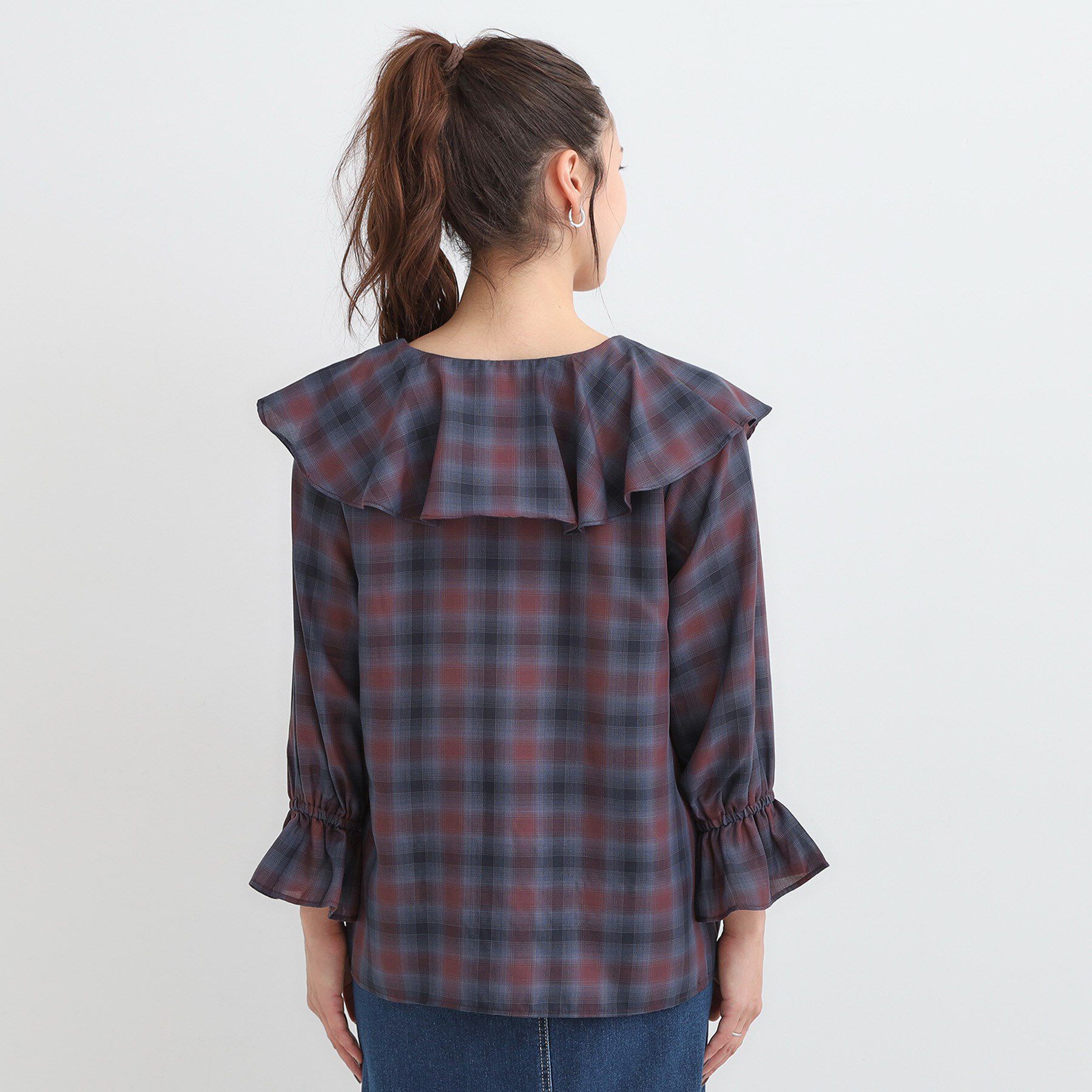 SHOO･LA･RUE「【S-LL】きれいめカジュアルに チェック柄フリルブラウス」|シャツ・ブラウス|