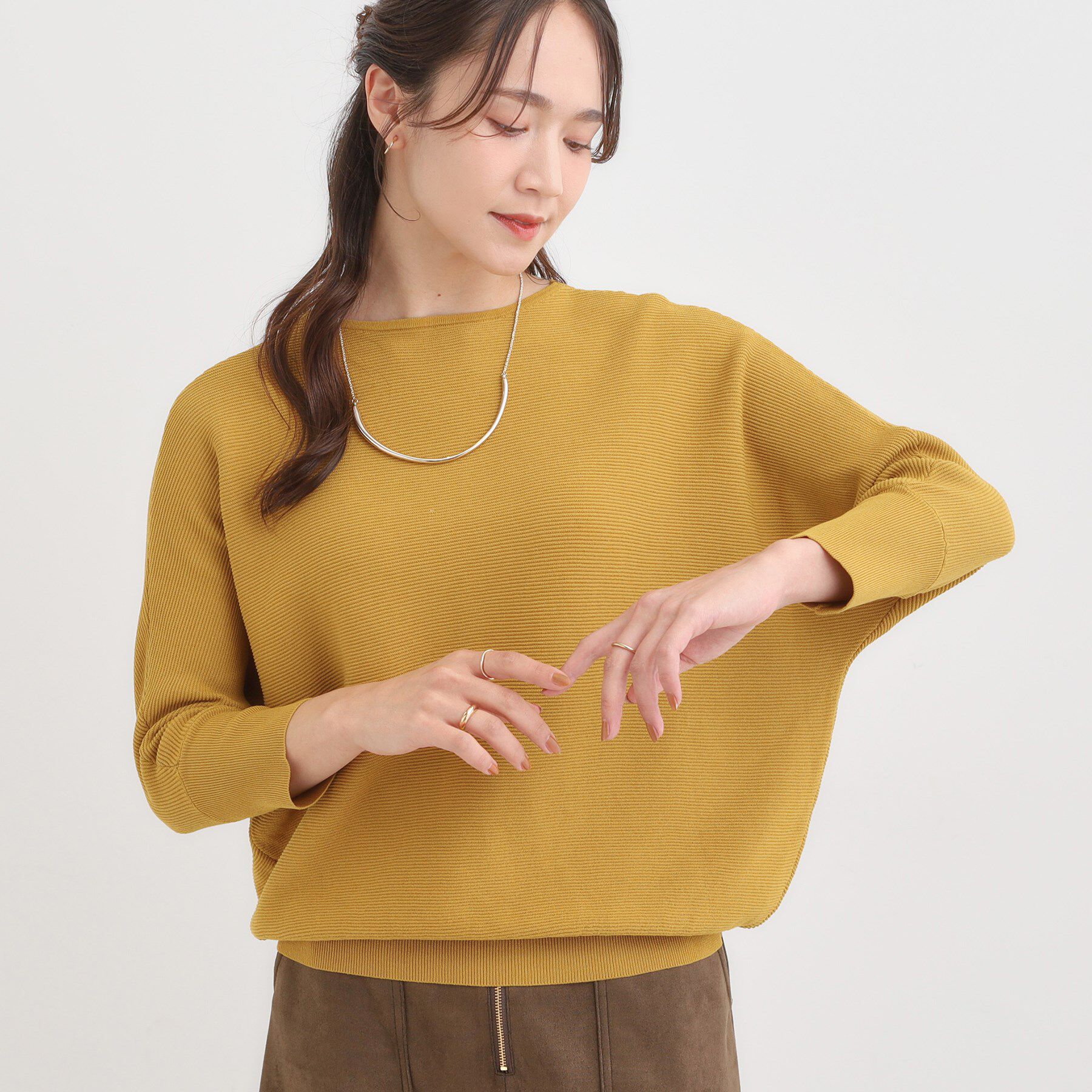 SHOO･LA･RUE「【洗える/毛玉になりにくい/UV】 ガータードルマン 7分袖ニット」|ニット・セーター|マスタード(033)