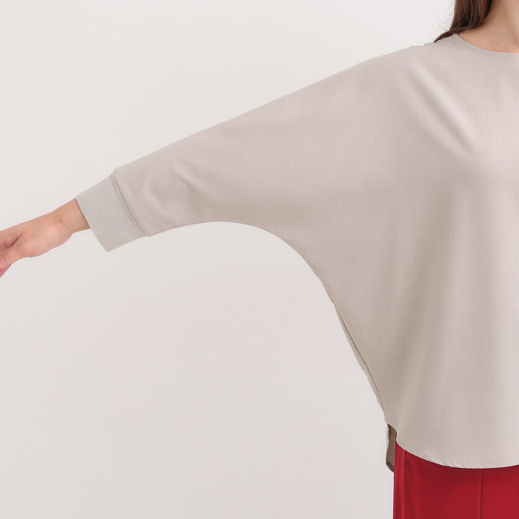 SHOO･LA･RUE「【洗濯後しわになりにくい】1枚でサマ見え 8分袖ドルマンブラウス」|シャツ・ブラウス|