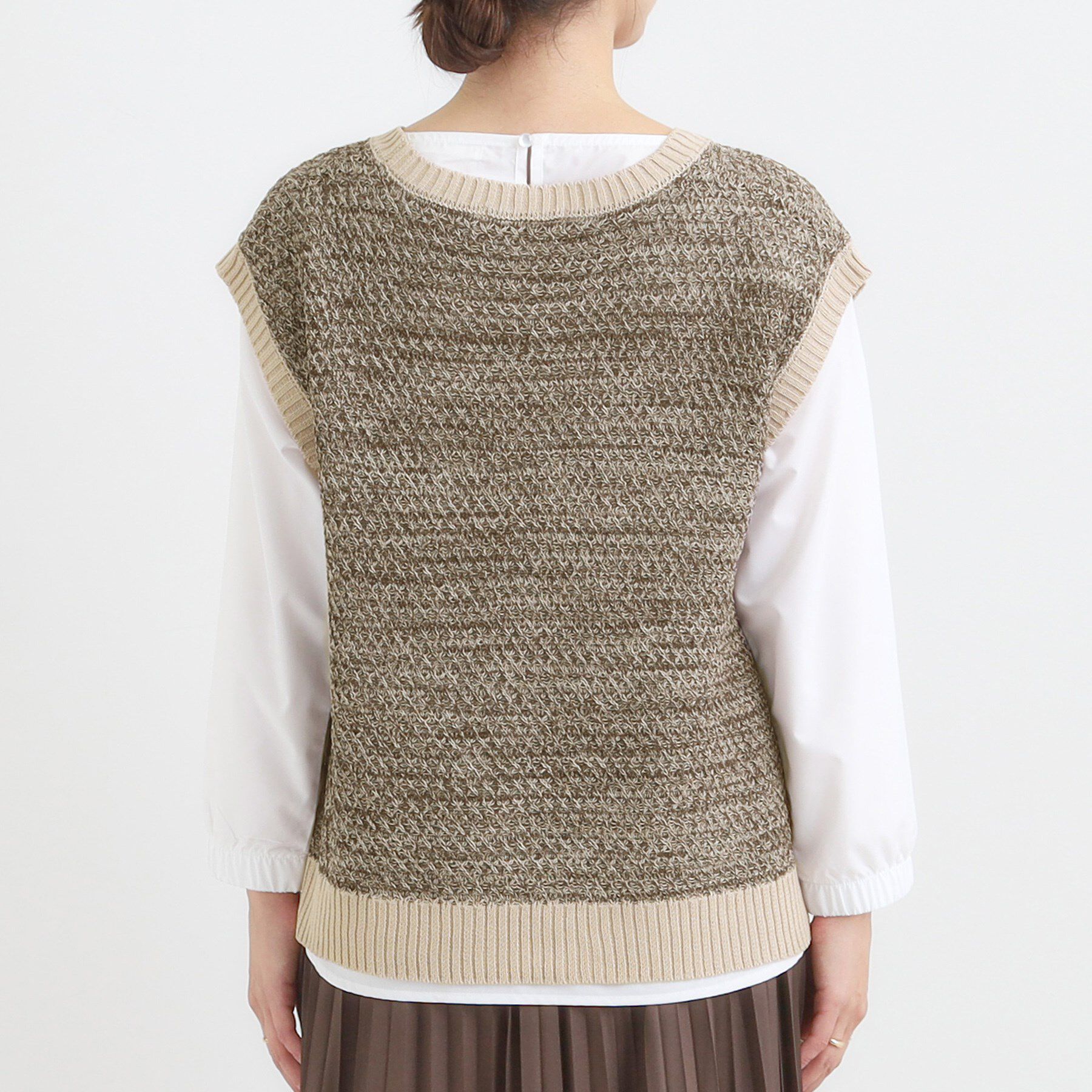 SHOO･LA･RUE「【2点セット/S-LL】着回しいろいろ 編み柄ベスト&times;ブラウス」|ニット・セーター|
