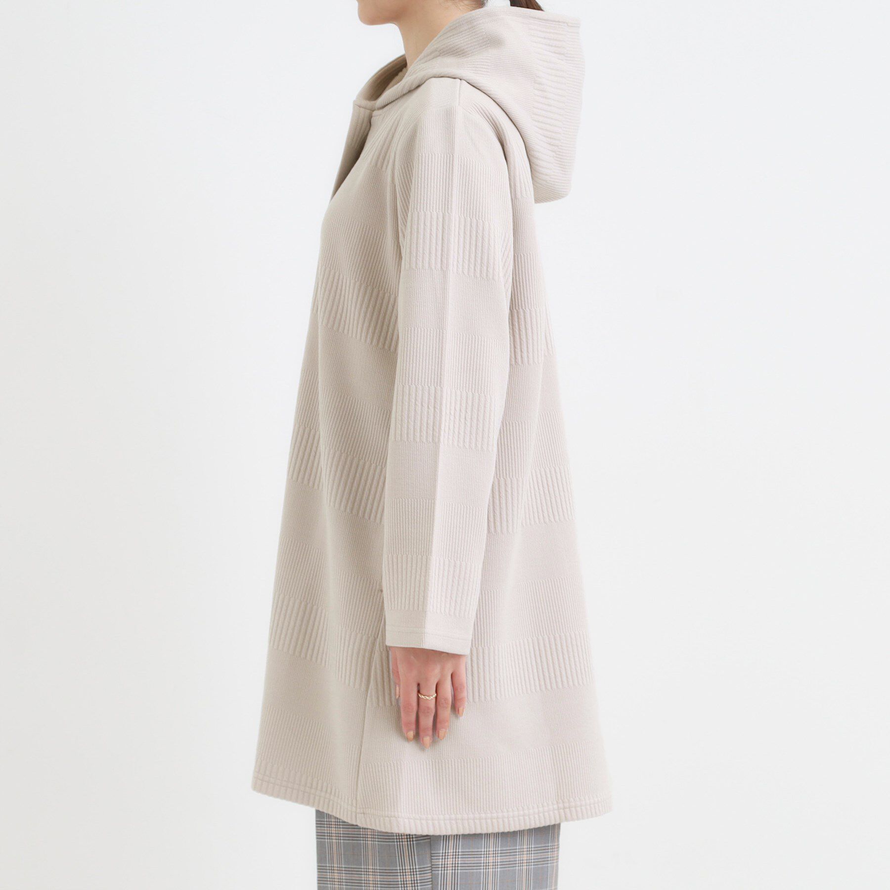 SHOO･LA･RUE「【高レビュー/春まで着られる】体型をカバーしながらスマートに魅せる ラインジャカードコーディガン」|カーディガン|