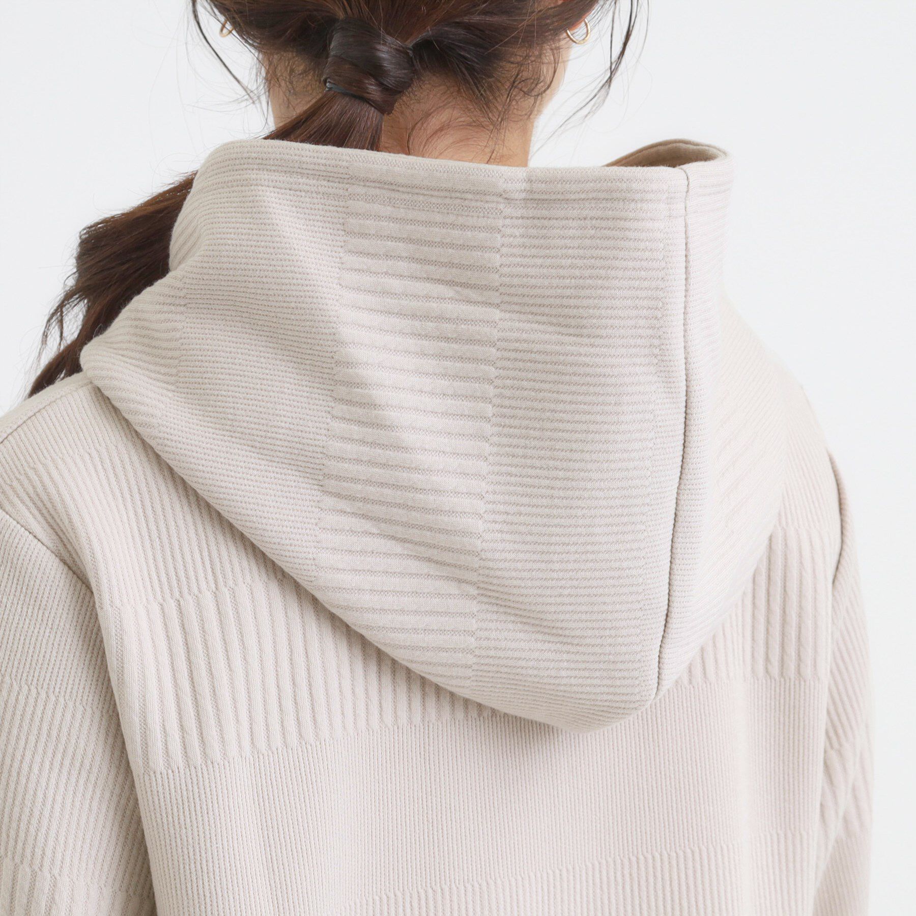 SHOO･LA･RUE「【高レビュー/春まで着られる】体型をカバーしながらスマートに魅せる ラインジャカードコーディガン」|カーディガン|