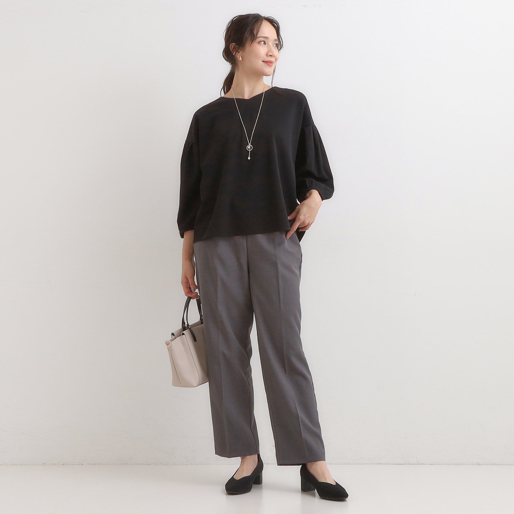 SHOO･LA･RUE「【2点セット/7分袖】大人のきれい見え お袖タック入りアクセ付きトップス」|Tシャツ・カットソー|