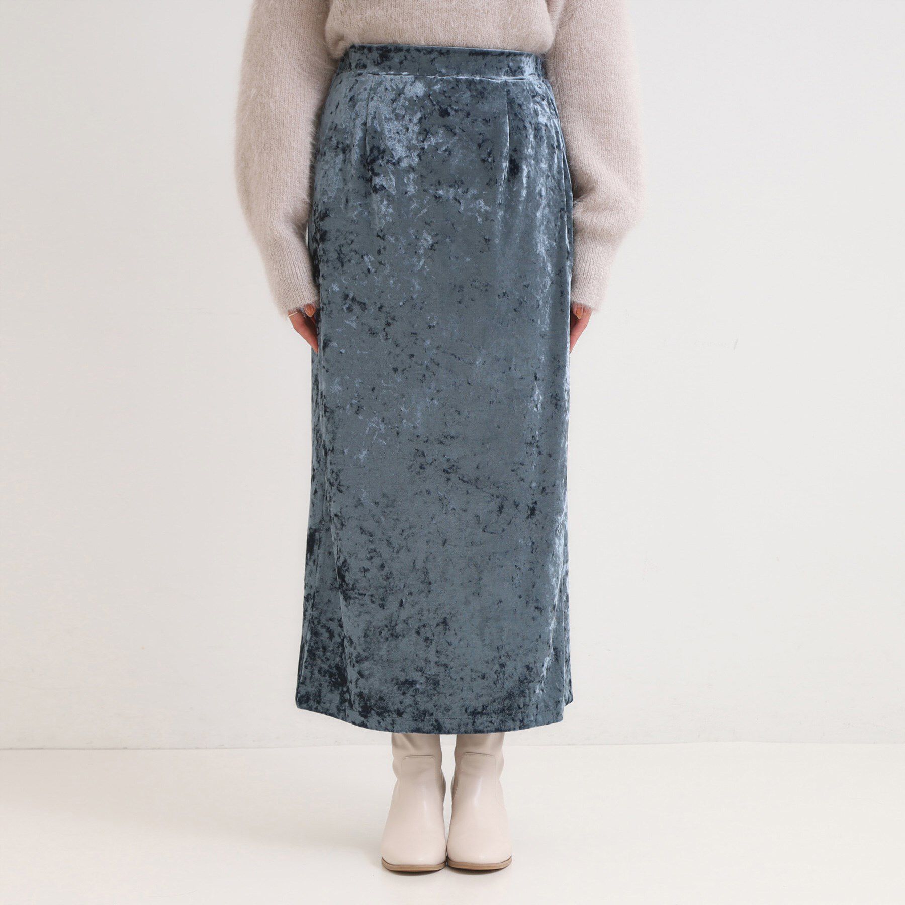 SHOO･LA･RUE「【S-LL】光沢感が華やかに ベロア調ナロースカート」|スカート|