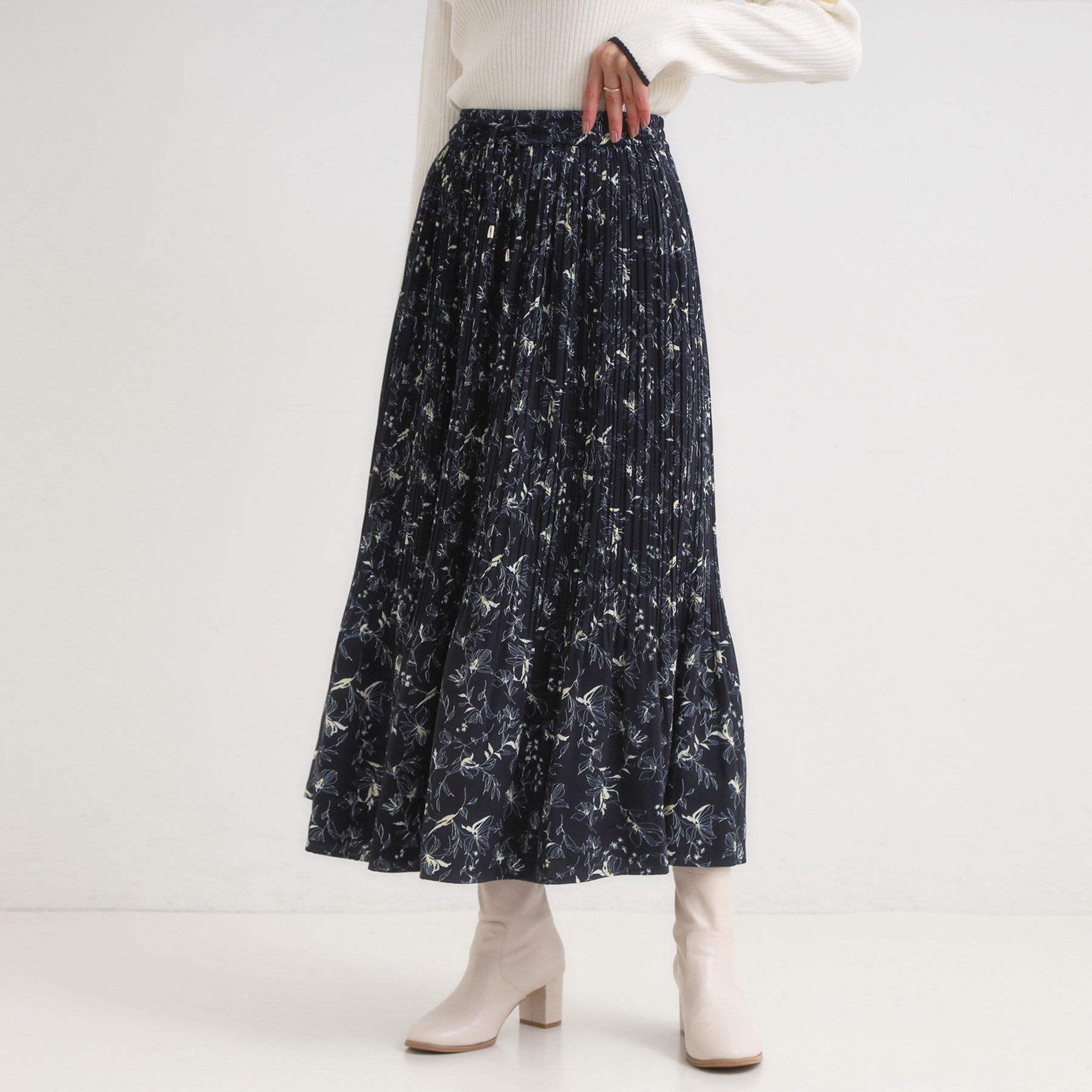 SHOO･LA･RUE「【セットアップ可】大人上品な アソートプリーツスカート」|スカート|ネイビー(794)