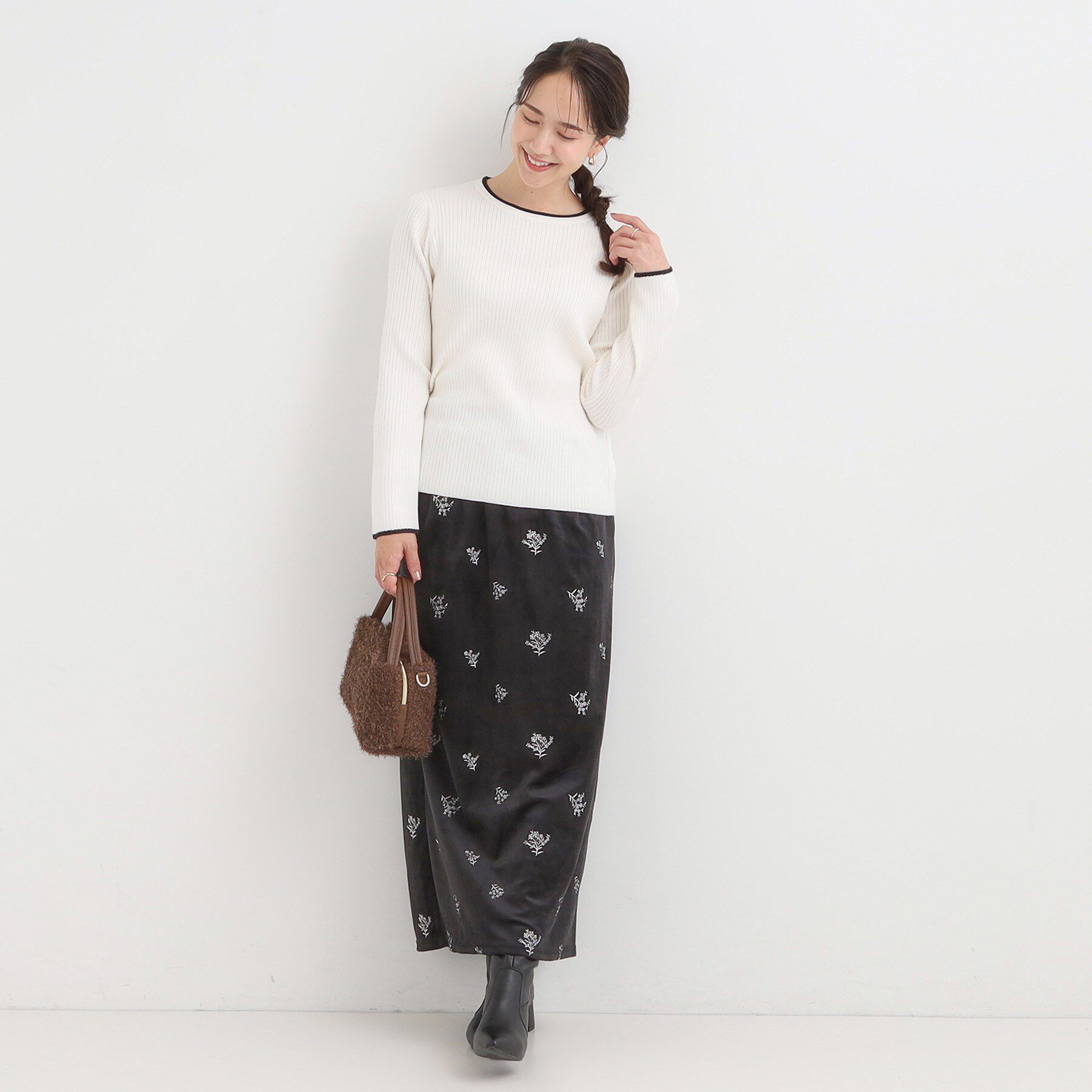 SHOO･LA･RUE「【絶妙なゆるピタ/洗濯機可】ちくちくしにくい リブクルーネックやわらかニット」|ニット・セーター|