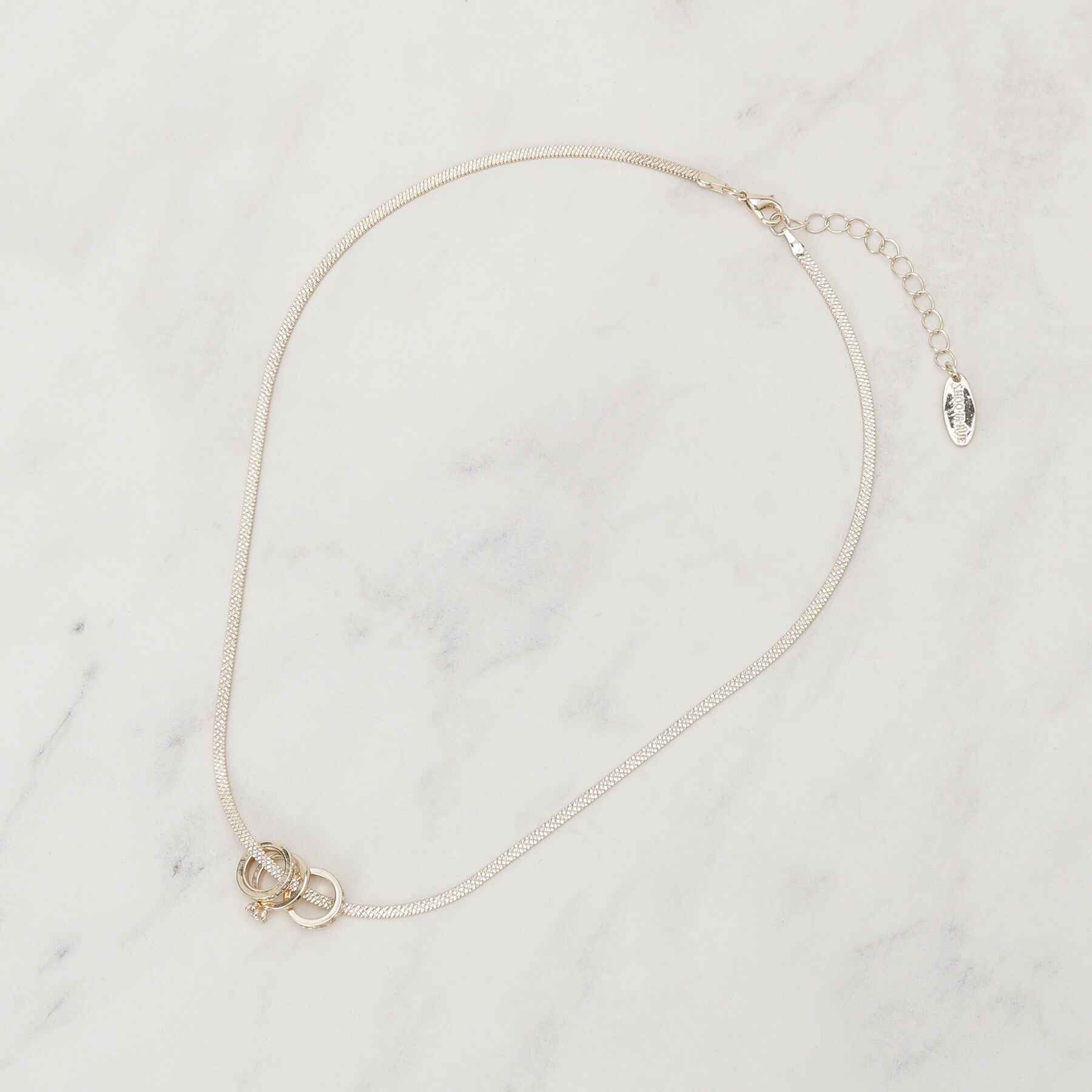 SHOO･LA･RUE「ミニトリプルリングスネークショートネックレス」|ネックレス|