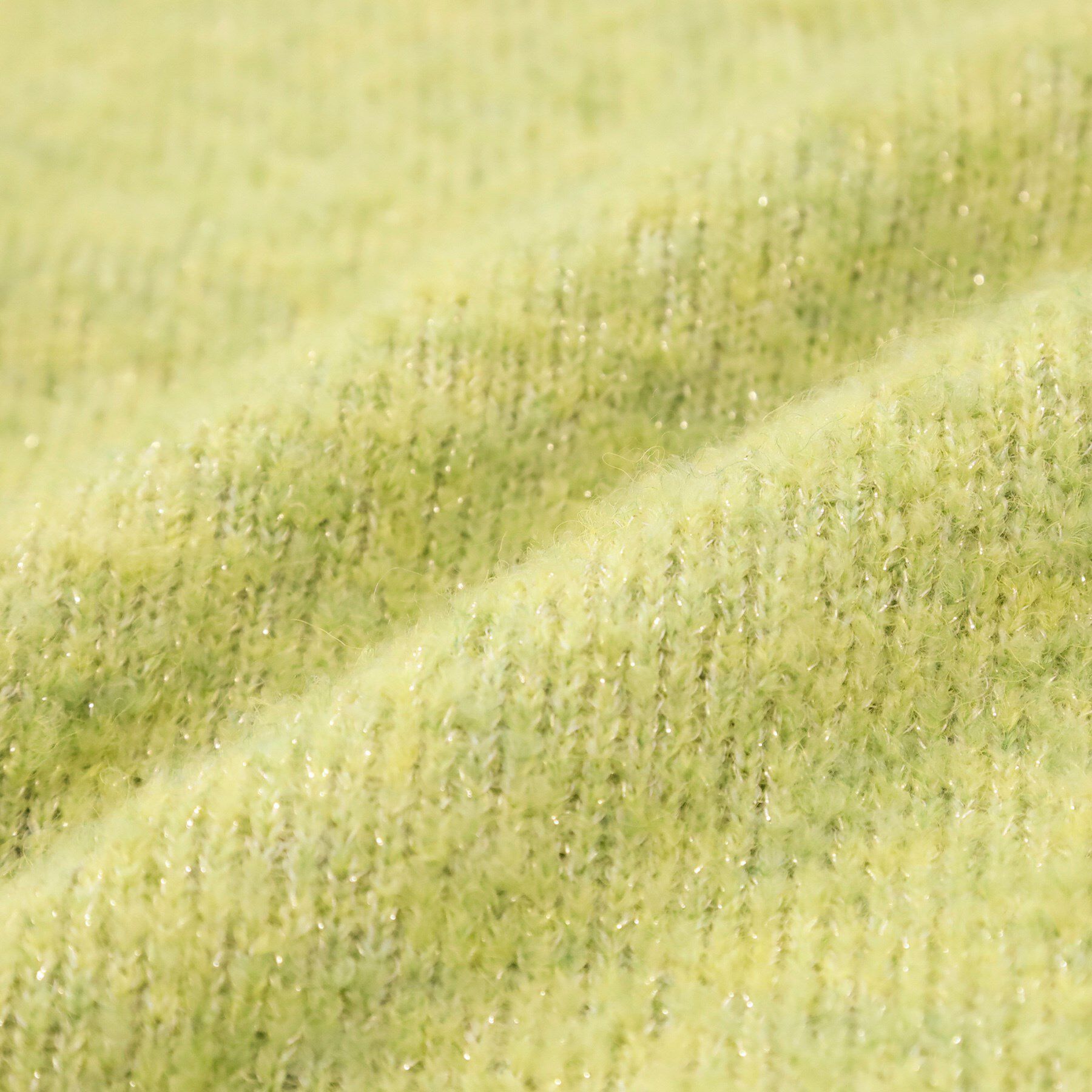 SHOO･LA･RUE「【S-LL】ほんのりラメで華やか ふわふわハイネックニット」|ニット・セーター|