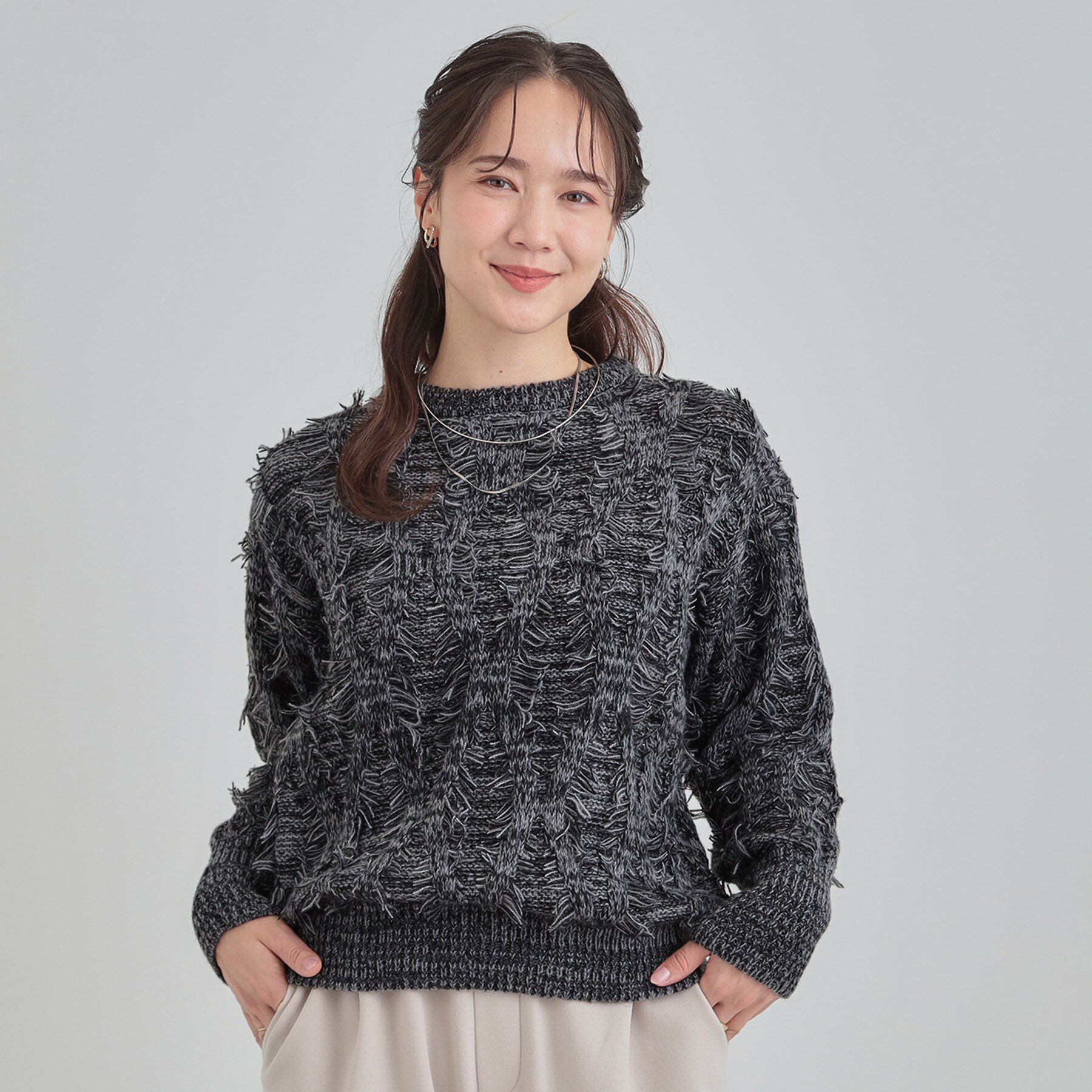 SHOO･LA･RUE「【S-LL】大人も着やすいシックなカラー 主役級フリンジニット」|ニット・セーター|