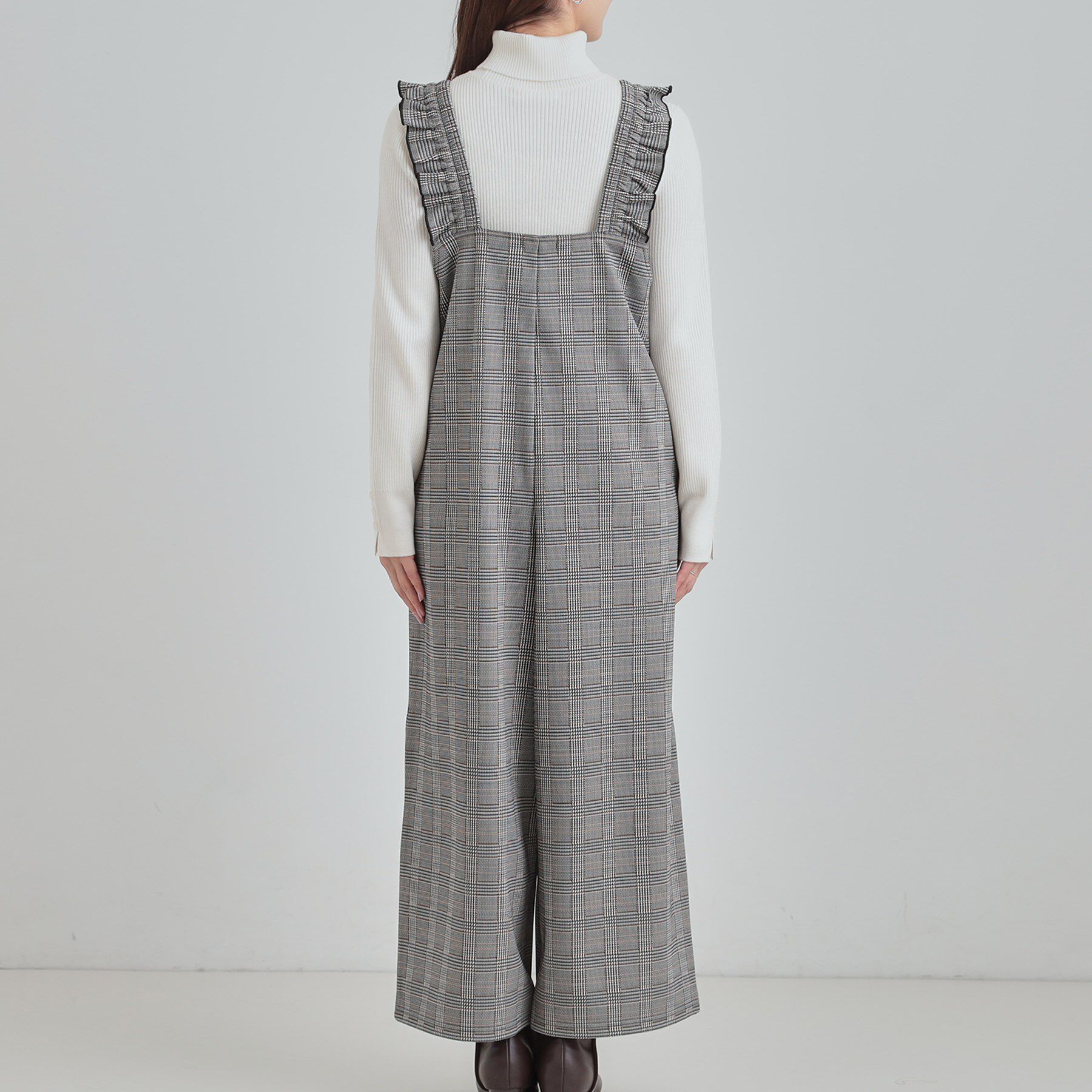 SHOO･LA･RUE「【あったか】大人のための チェック柄フリルサロペット」|オールインワン|