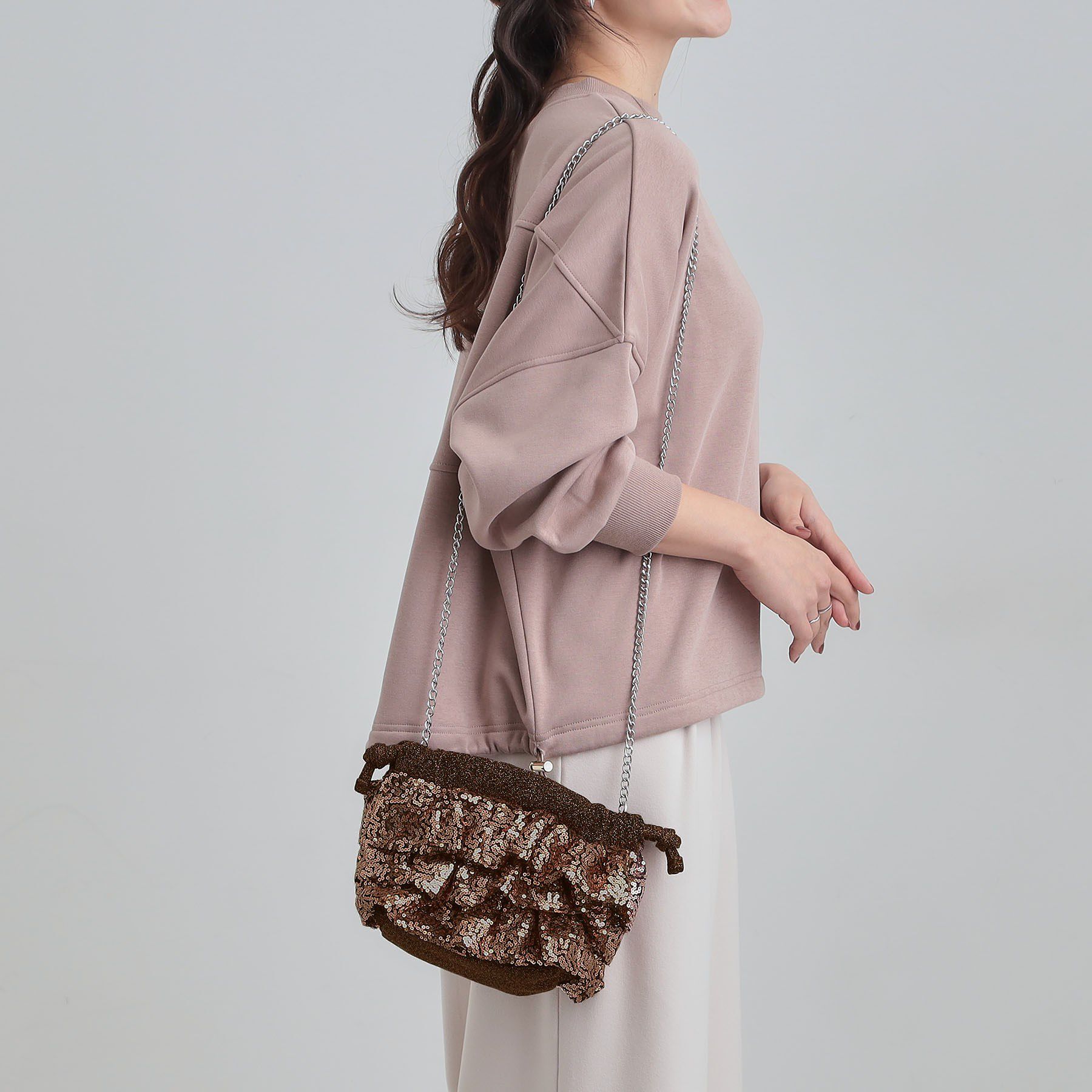SHOO･LA･RUE「スパンコールフリル巾着ショルダーバッグ」|ショルダー・メッセンジャー|
