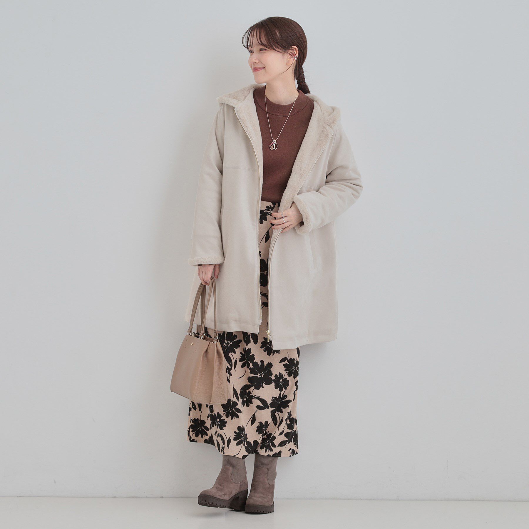 SHOO･LA･RUE「【S-LL】マットな色味が大人な雰囲気 スエード調フードコート」|その他|