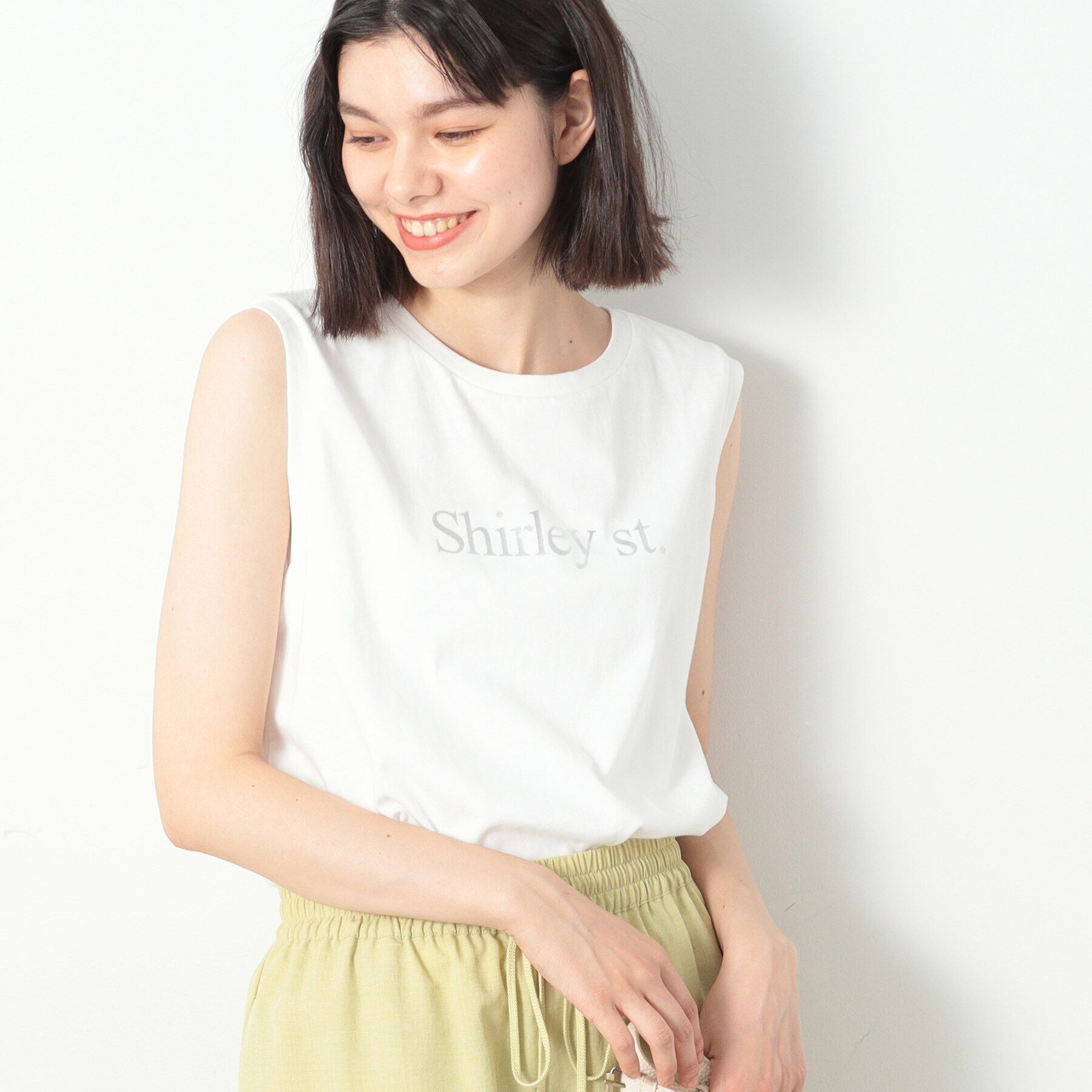 Dessin「箔ロゴプリントスリーブレスTシャツ（XS～L）」|Tシャツ・カットソー|ホワイト(002)