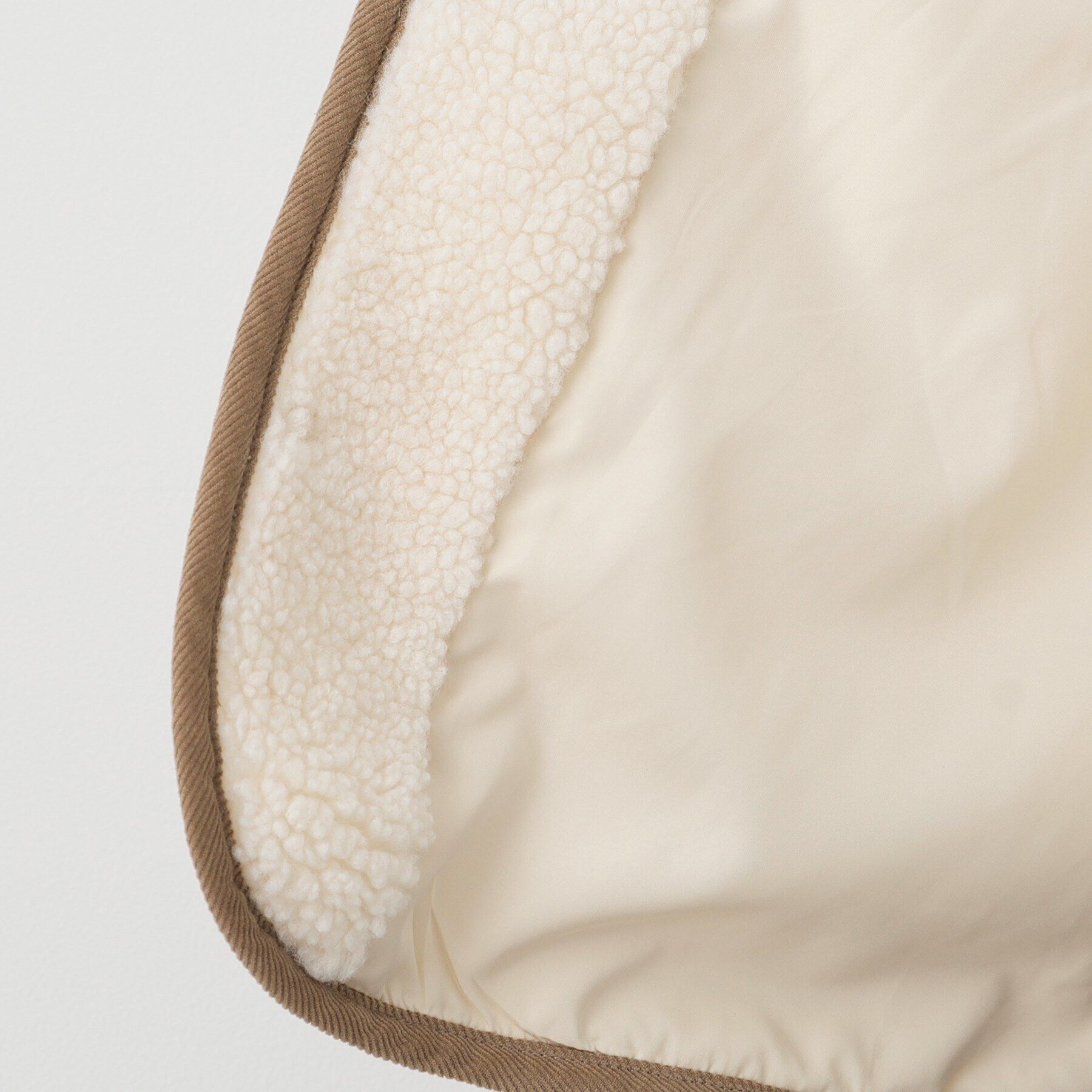 Dessin「【ユニセックス】ボタン付きボアジャケット」|ノーカラージャケット|