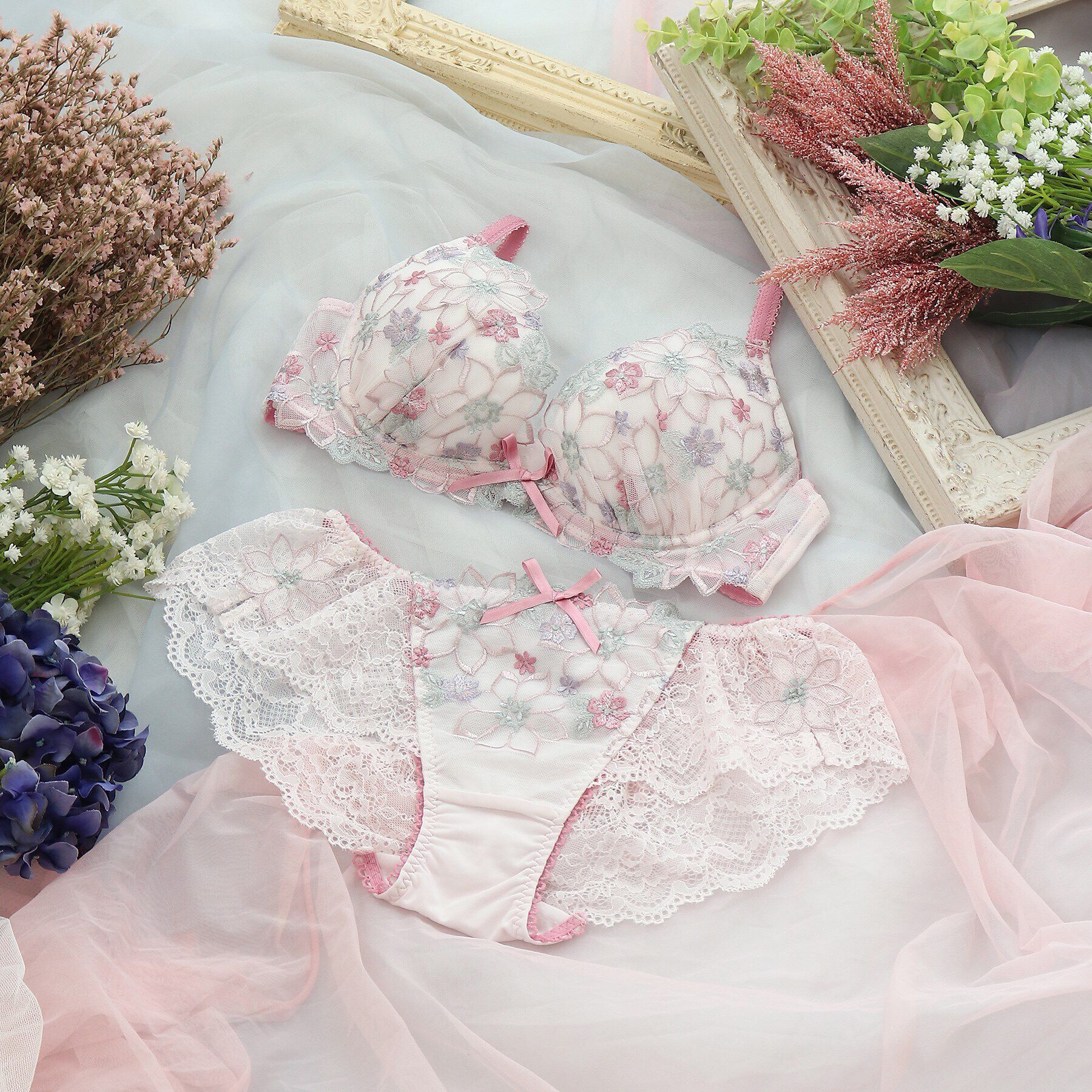 Risa Magli「カモミーユ ブラジャー」|インナー|