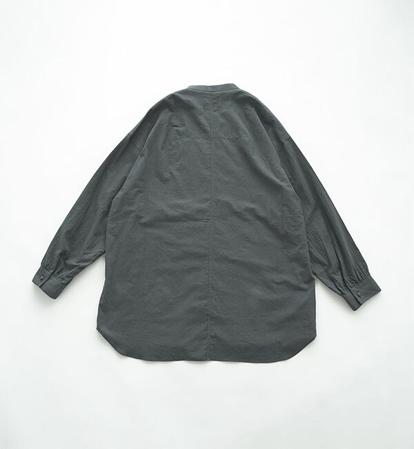 オオカミとフクロウ「オオカミと霧雨と遠雷」|シャツ・ブラウス|