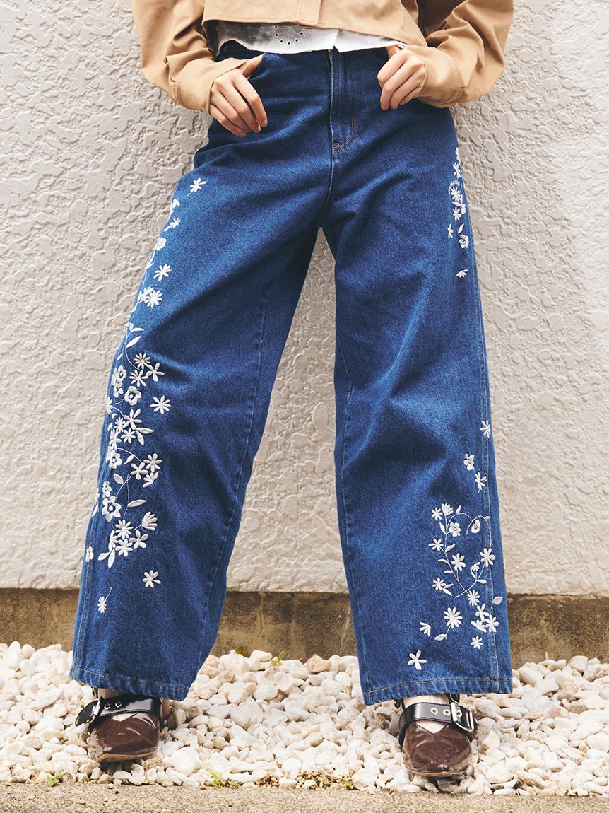FURFUR「フラワー刺繍デニムパンツ」|デニム|