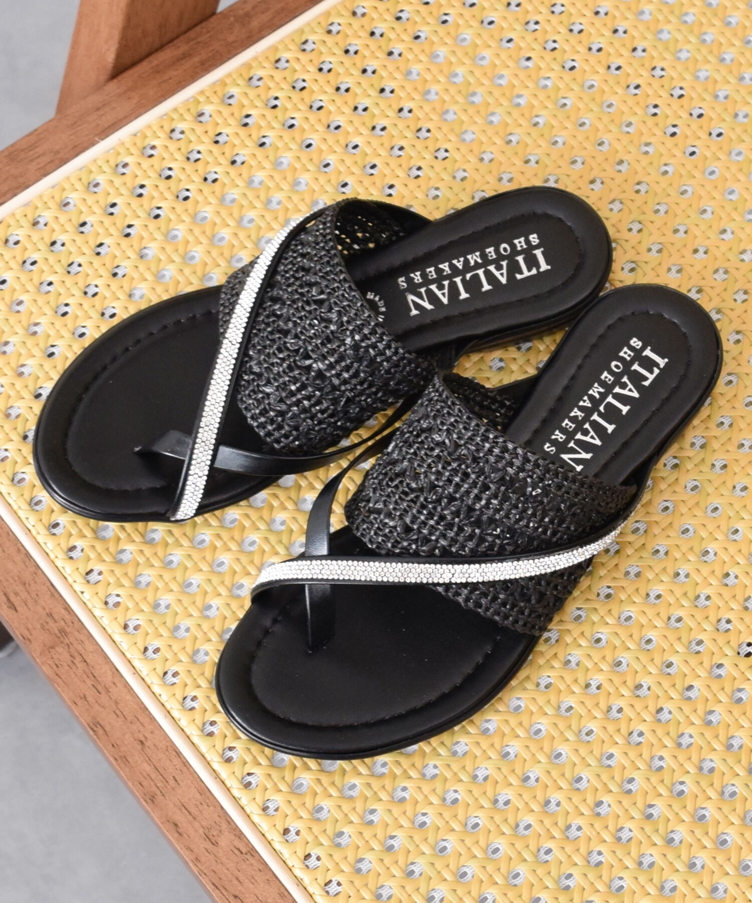 IMPORT SELECT「【ITALIAN SHOEMAKERS】ビジュークロスストラップトングサンダル(952352)」|サンダル|