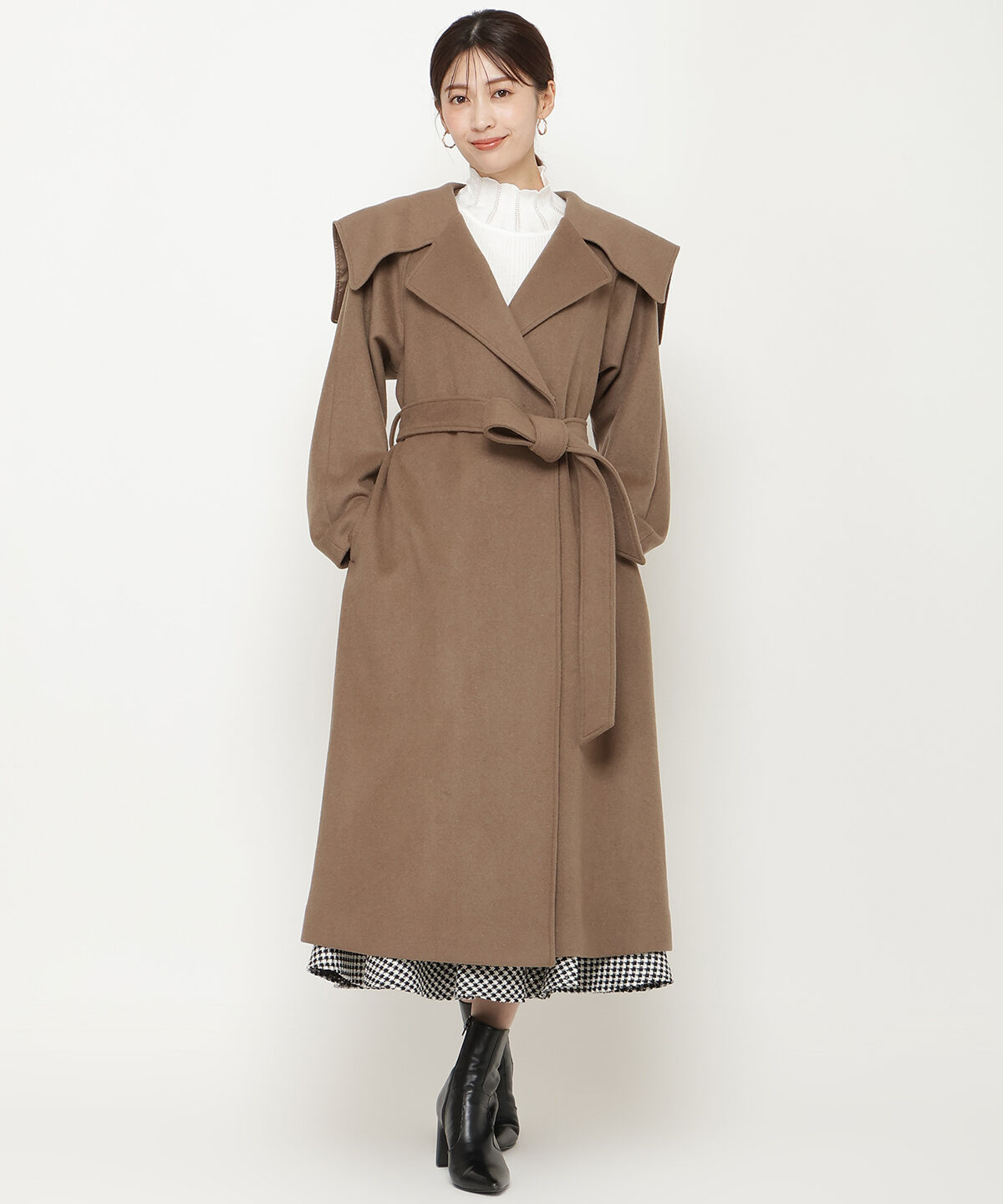 アンドクチュール「ケープカラーロングコート」|ダウン|