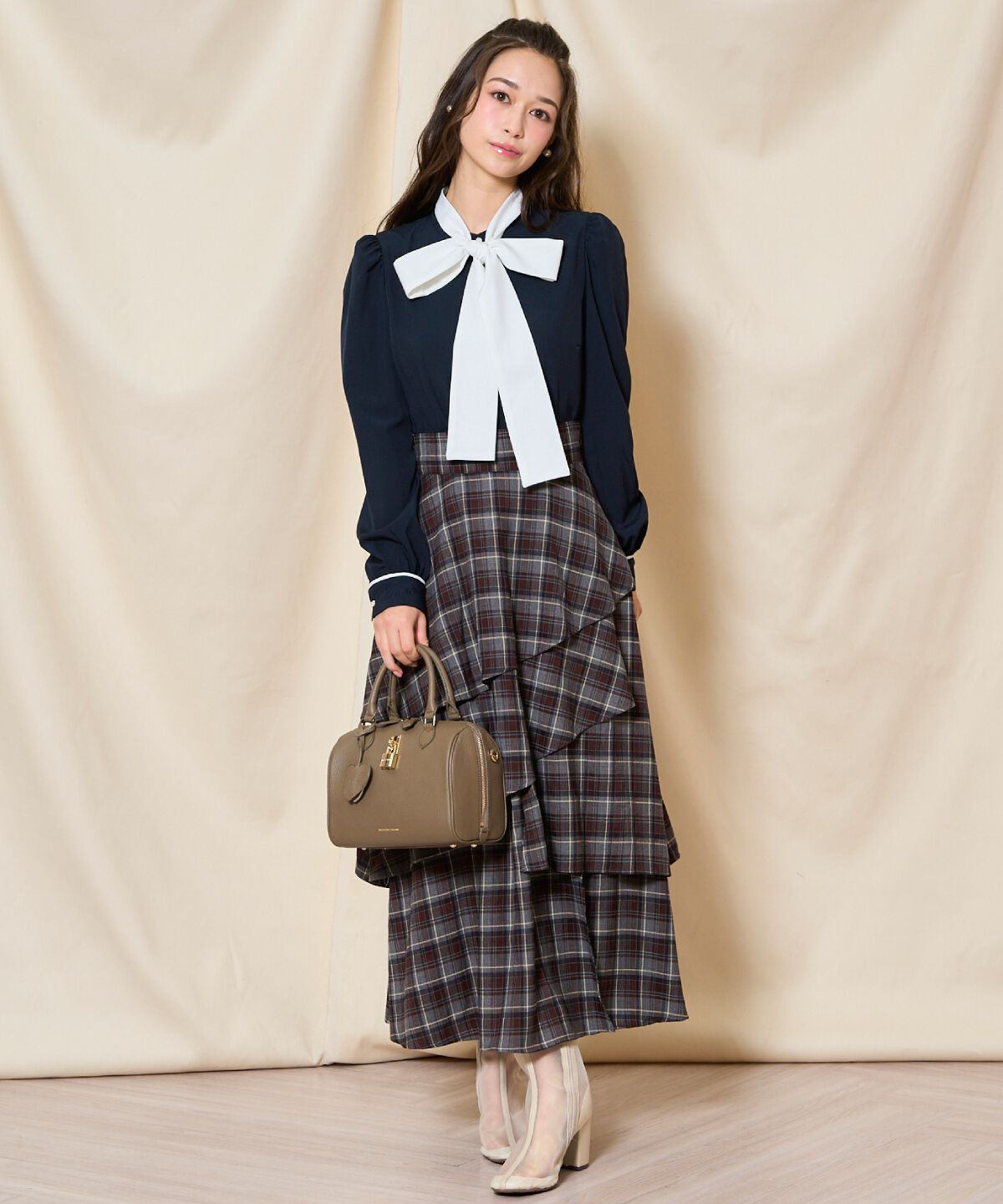 アンドクチュール「チェックアシメティアードスカート」|フレア|