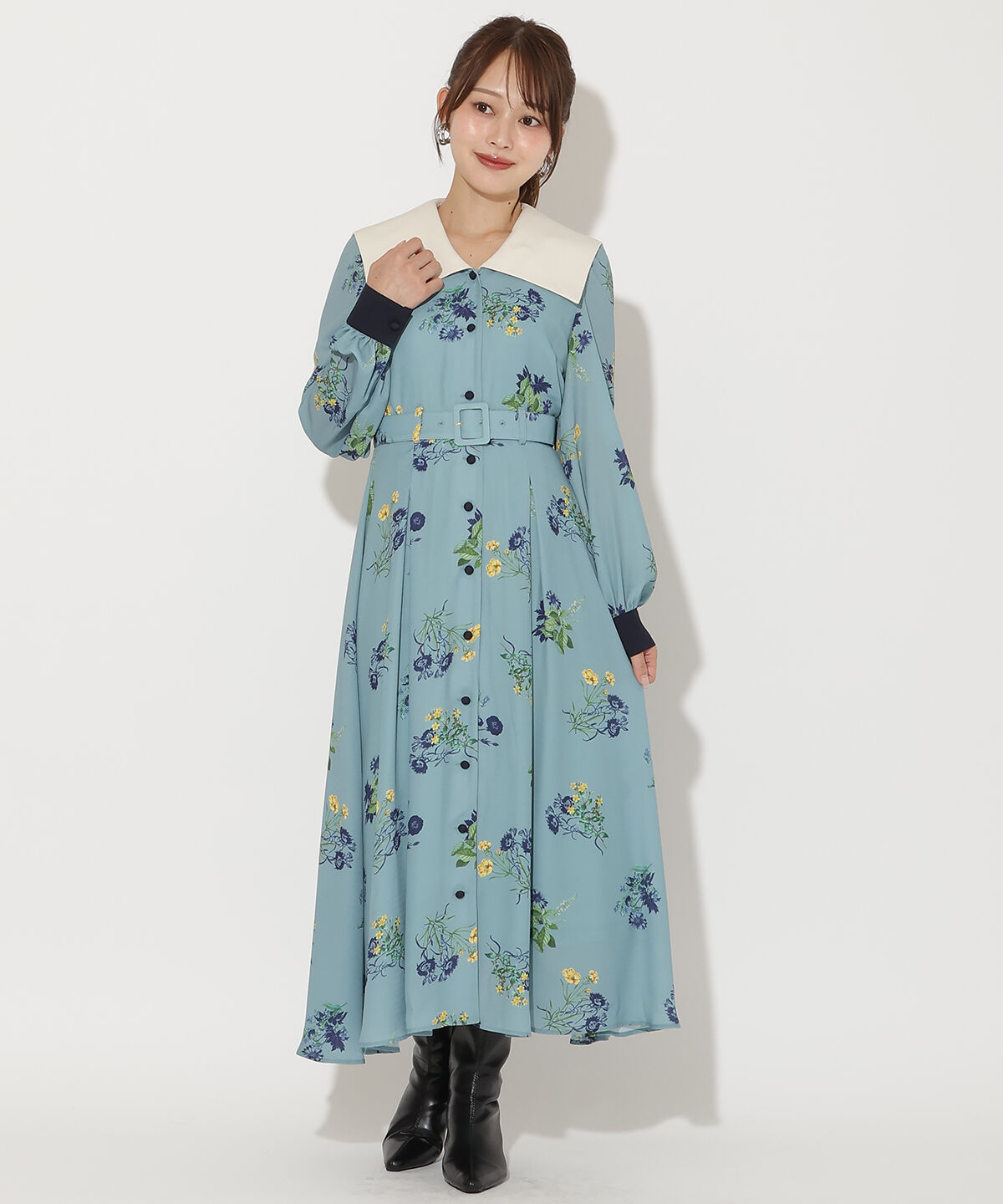 アンドクチュール「ドローイングフラワー配色襟長袖ワンピース」|ワンピース|