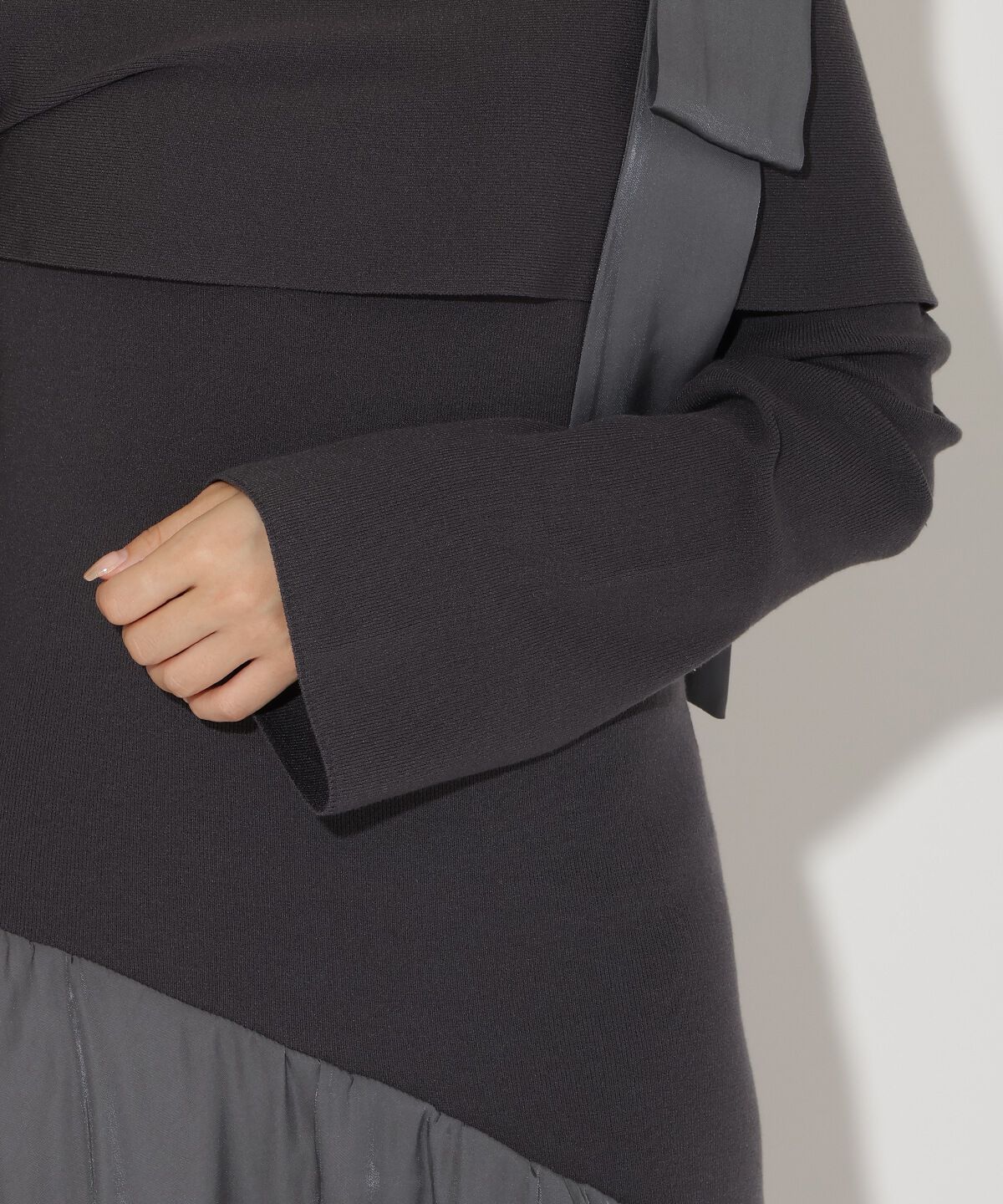 アンドクチュール「ショルダーリボンニットドッキングワンピース」|ワンピース|