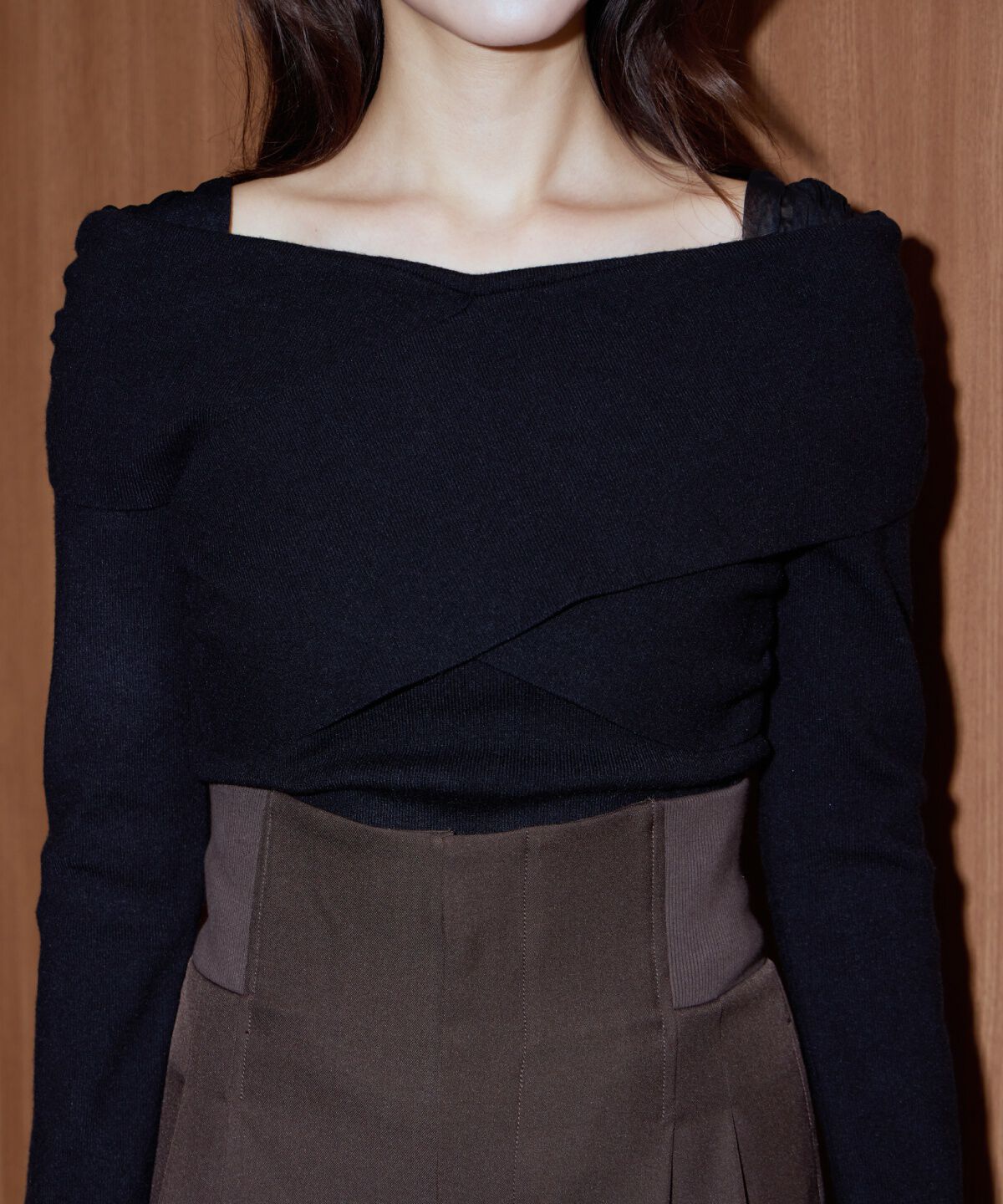 アンドクチュール「クロスネックプルオーバー」|ニット・セーター|