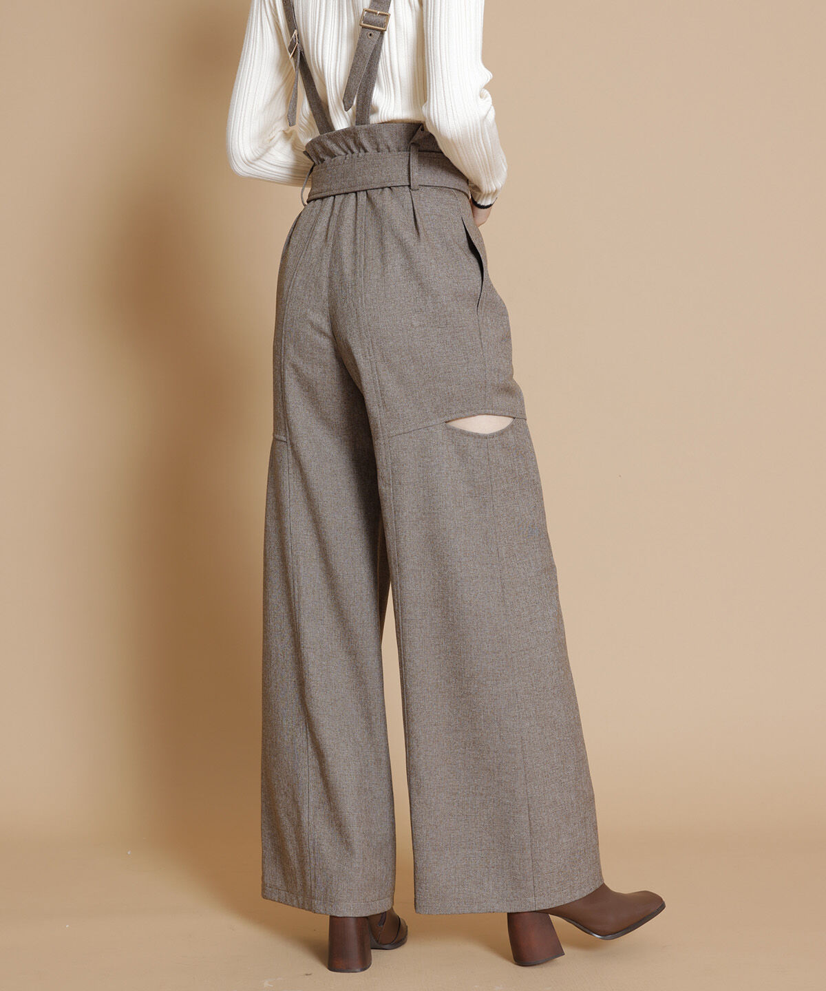 REDYAZEL「カットアウトサス付きワイドパンツ」|その他|