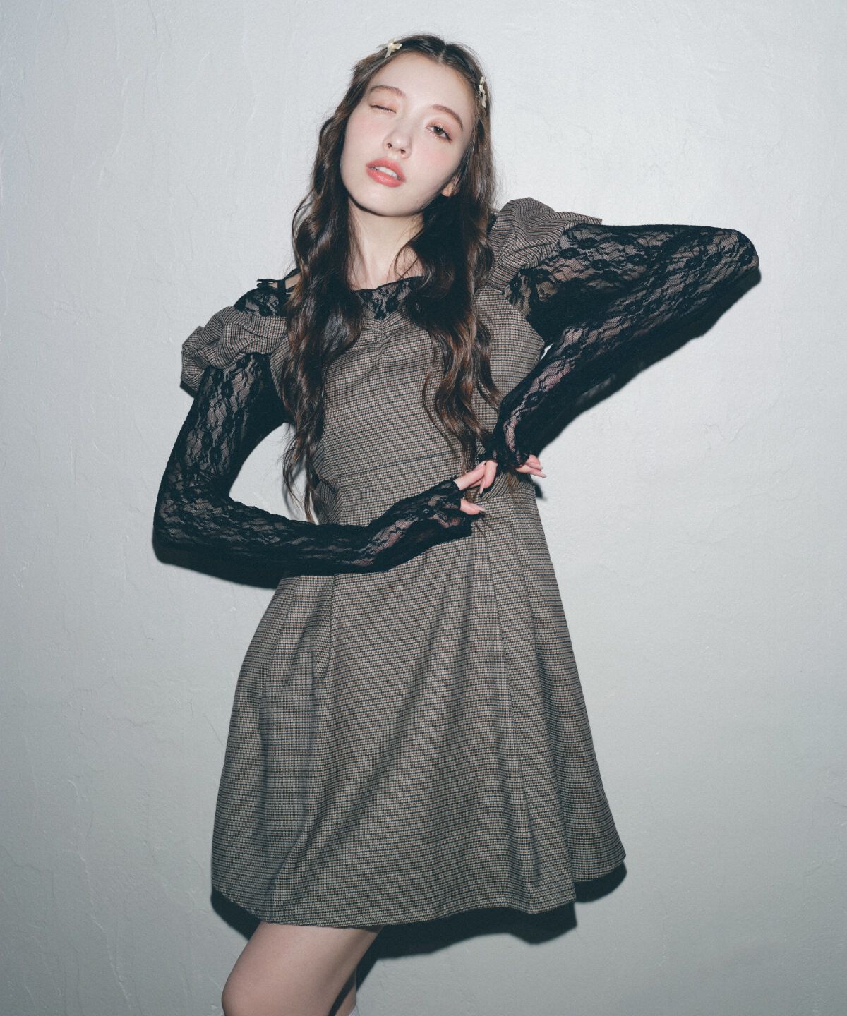 REDYAZEL「ローズブローチレーストップス」|Tシャツ・カットソー|