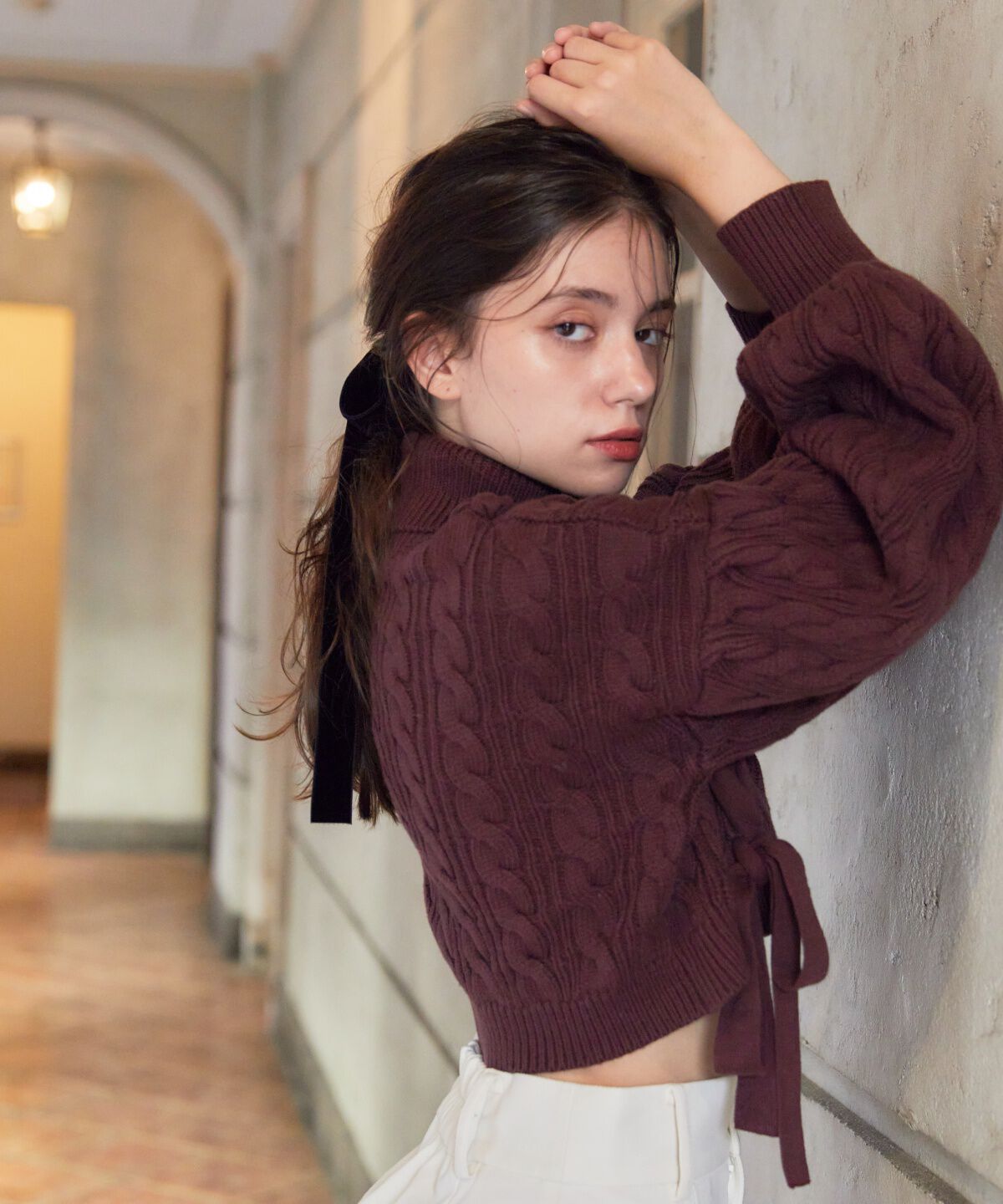 REDYAZEL「サイドリボンケーブルニット」|ニット・セーター|