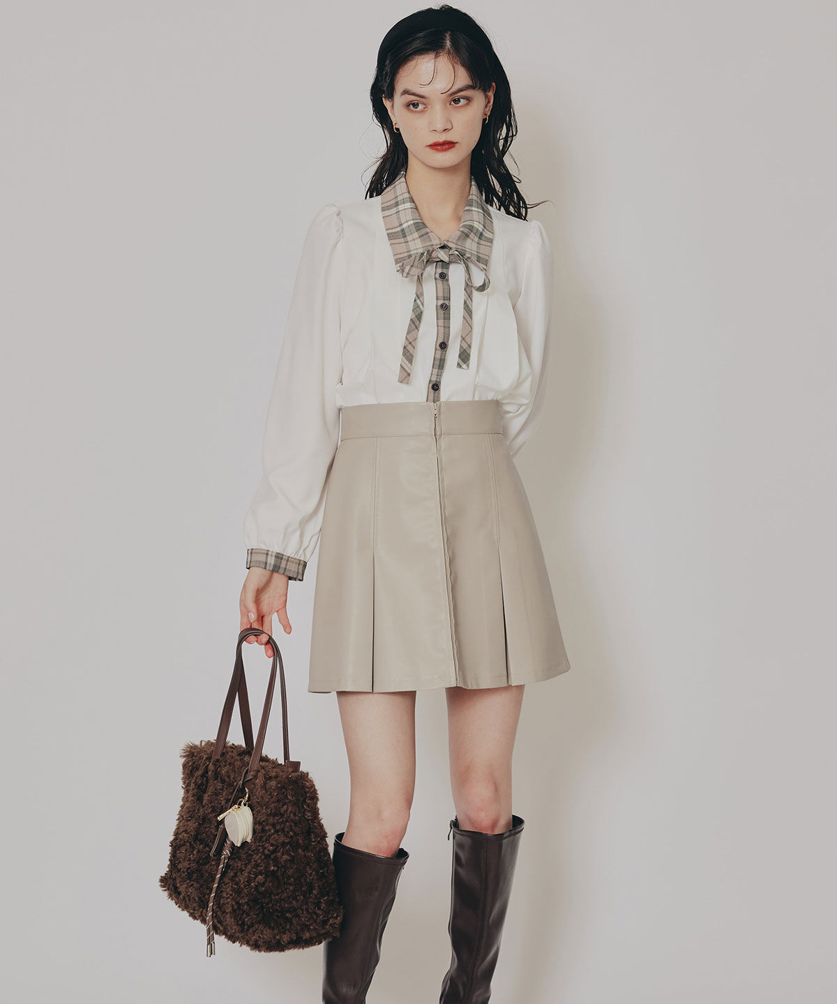 REDYAZEL「フェイクレザーBOXプリーツミニスカート」|フレア|