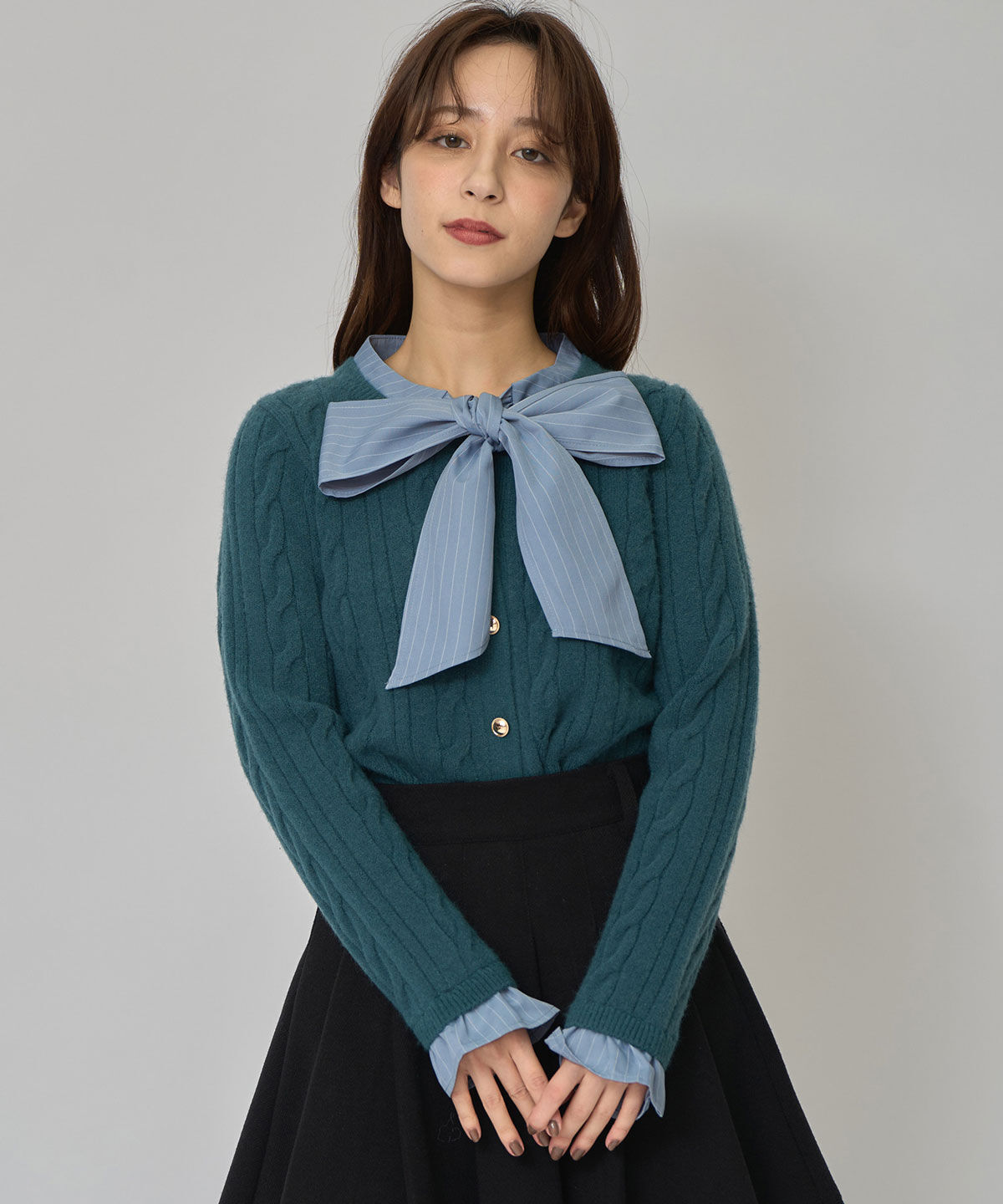 REDYAZEL「ボウタイケーブルニットプルオーバー」|ニット・セーター|グリーン