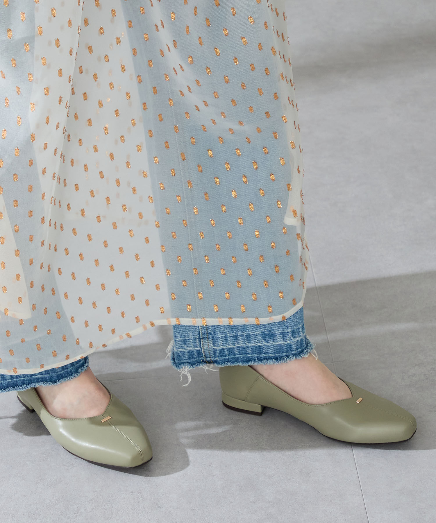 ORiental TRaffic「●2025秋冬新作●ゴールドパーツVカットバブーシュ/51312」|パンプス|