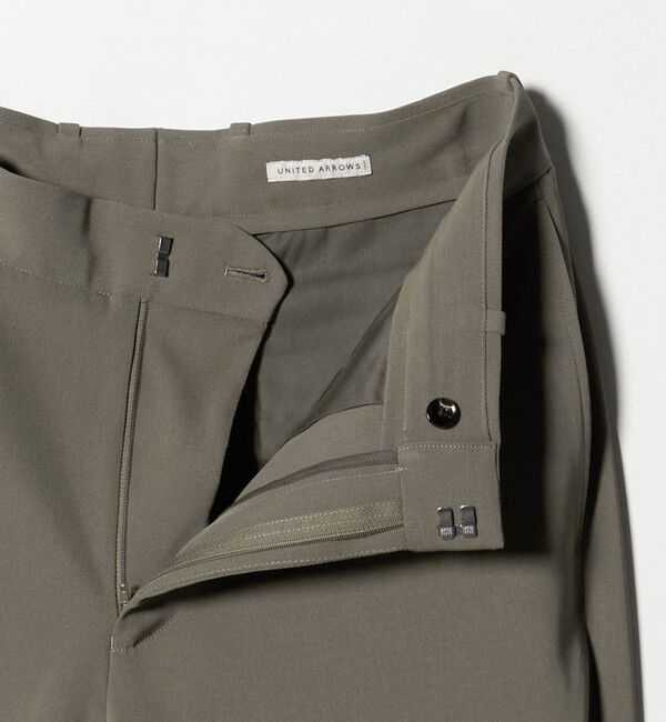UNITED ARROWS「シャーリーカルゼ モダンストレート パンツ -ヨコストレッチ 防しわ-」|スラックス|