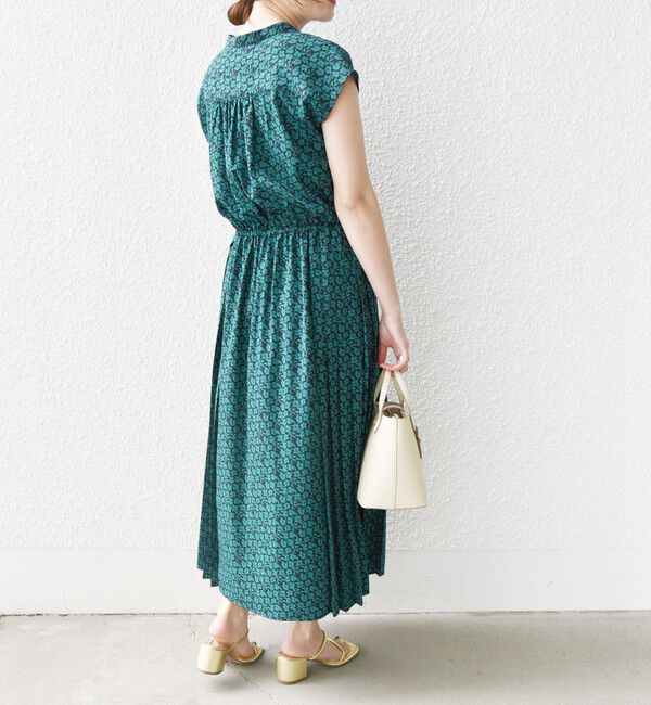 SHIPS for women「【WEB限定】〈洗濯機可能〉ドット 花柄 サイド プリーツ フレンチスリーブ ワンピース」|ワンピース|